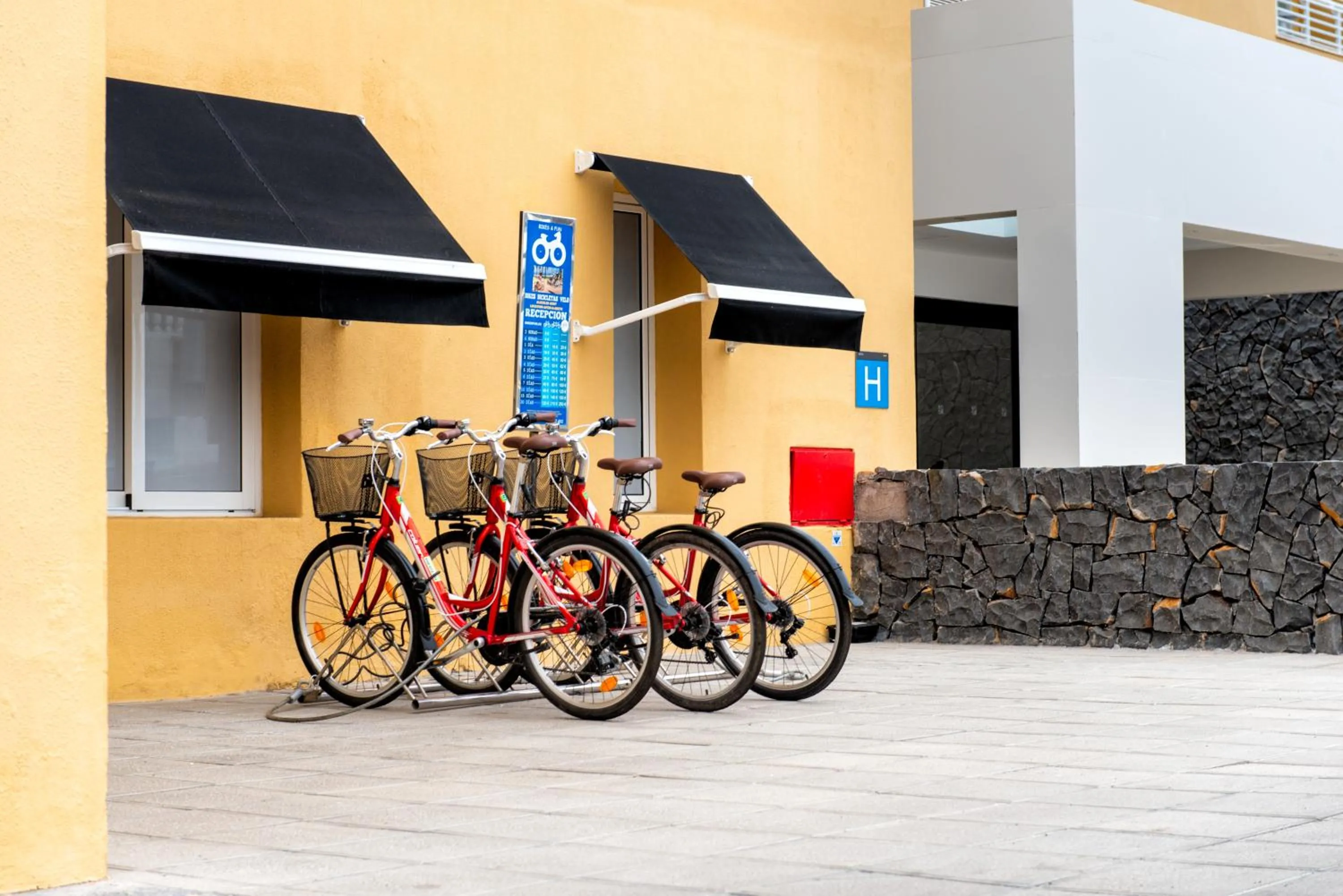 Cycling in Atlantic Holiday Hotel