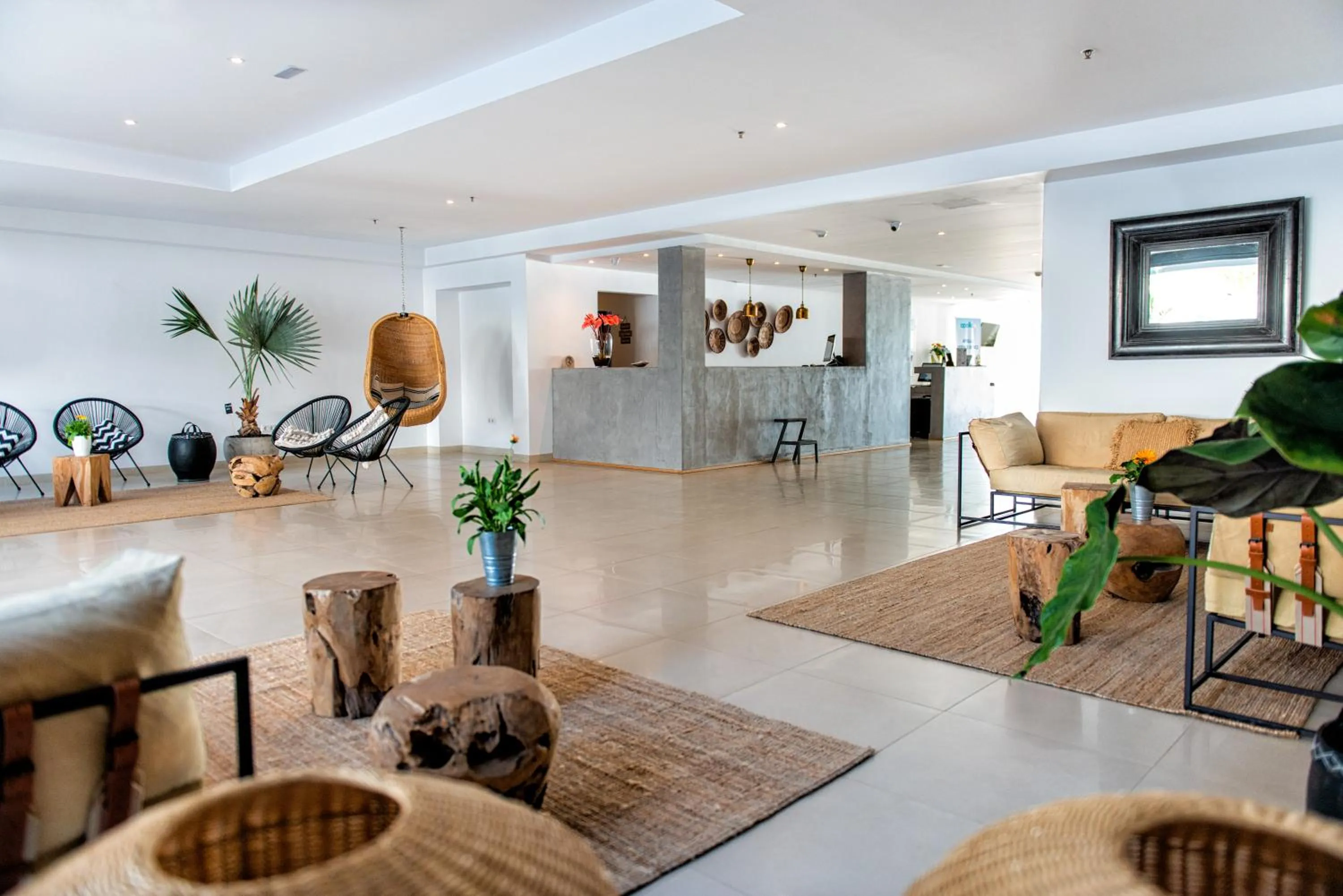 Lobby or reception in Atlantic Holiday Hotel