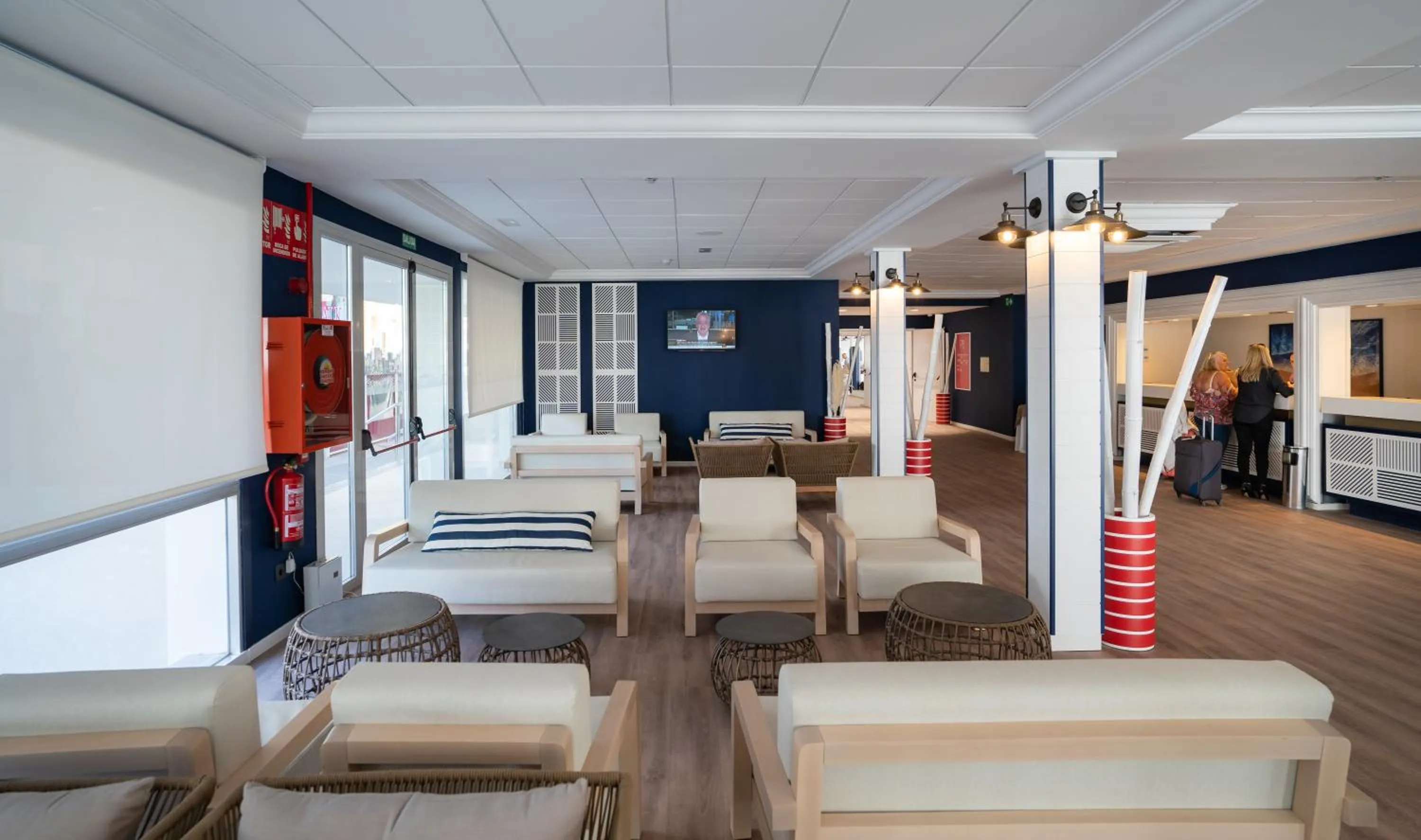 Communal lounge/ TV room in Medplaya Hotel Riudor - Adults Recommended