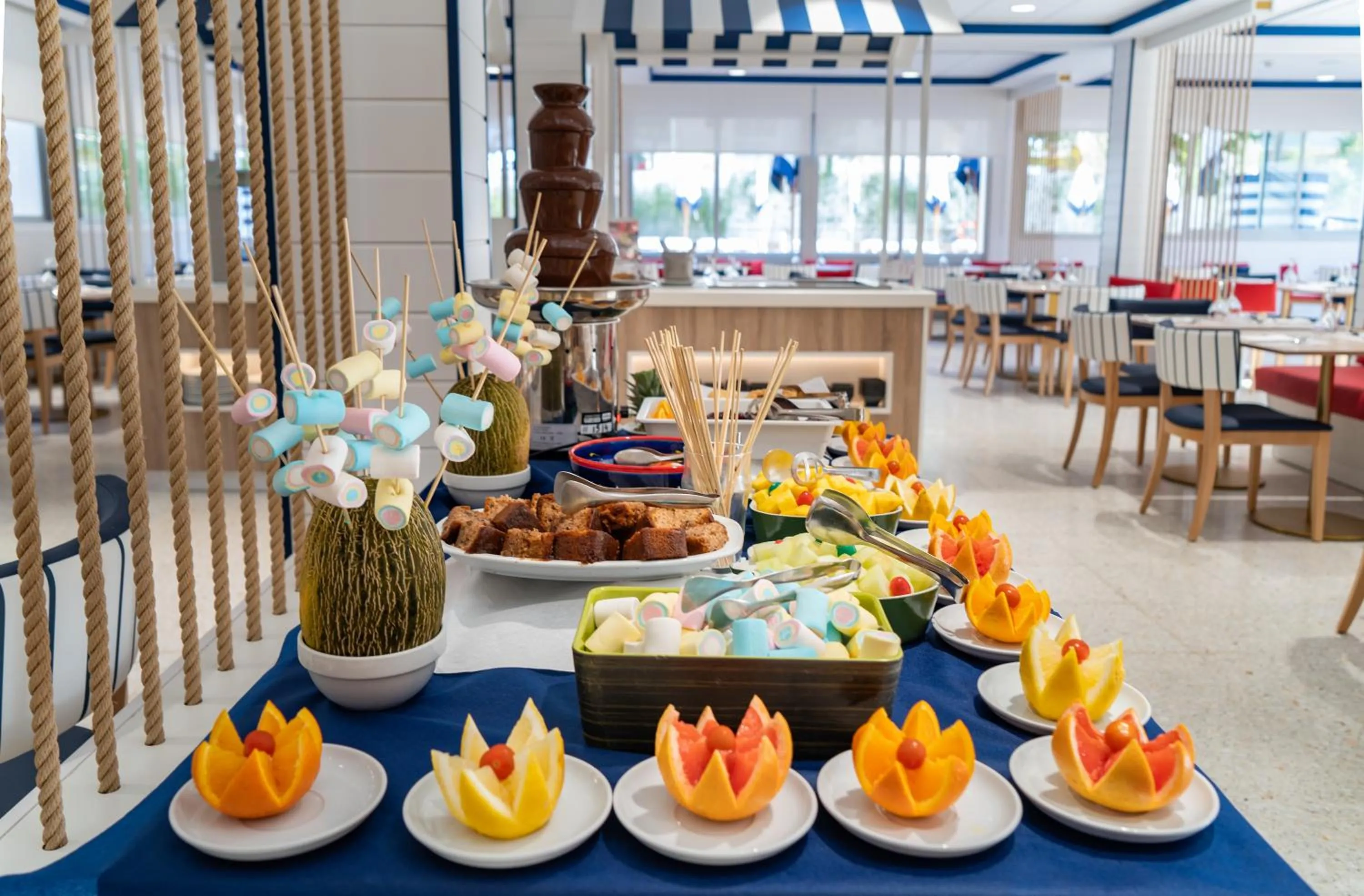 Restaurant/places to eat in Medplaya Hotel Riudor - Adults Recommended