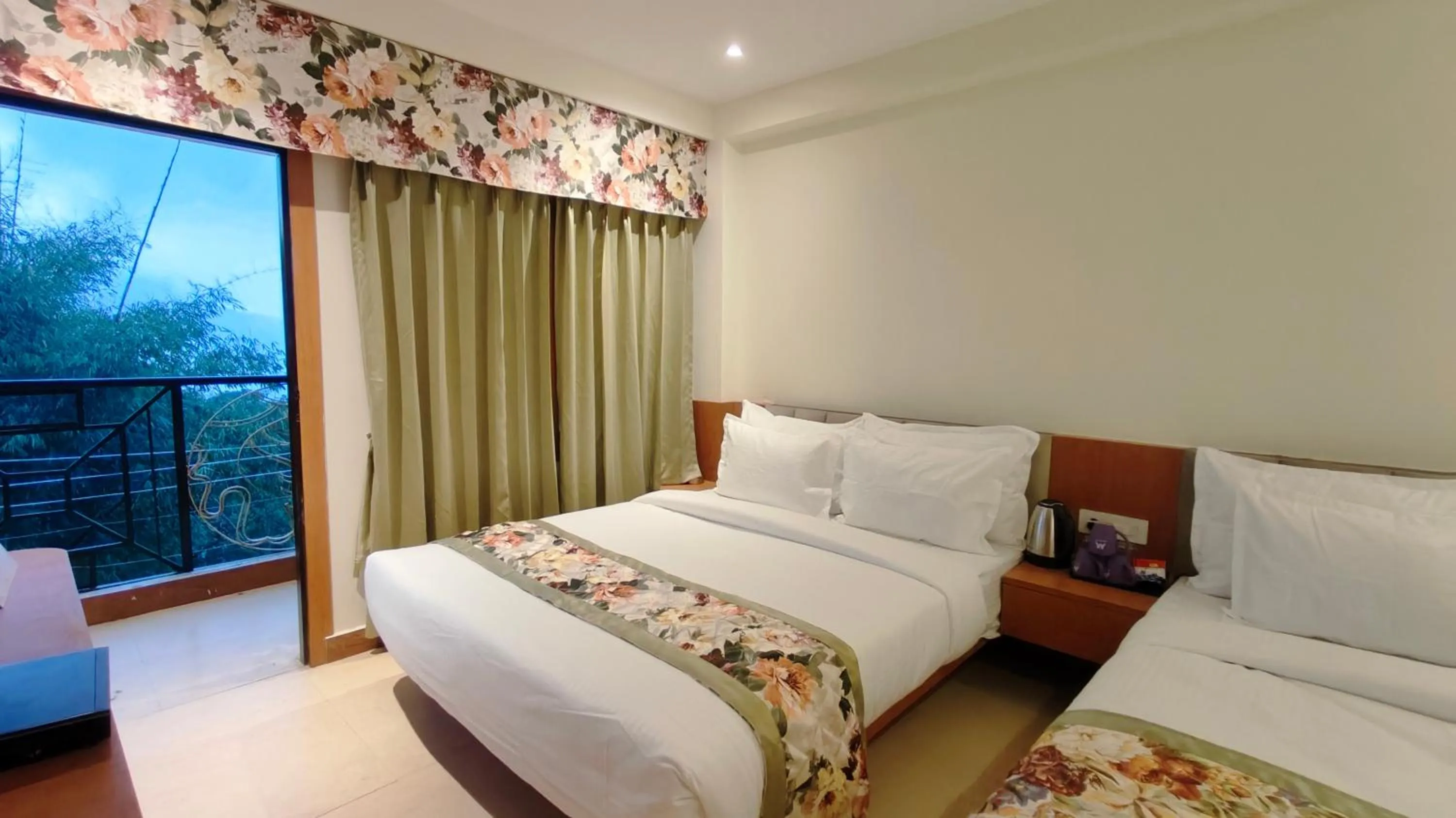 Bedroom, Bed in Mount Polaris Suites & Spa