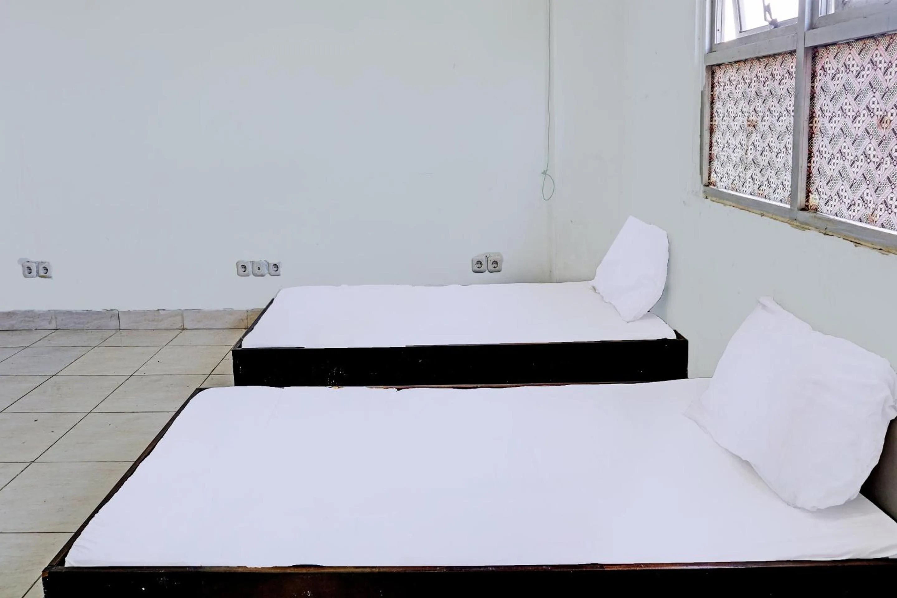 Bedroom, Bed in SPOT ON 92374 Penginapan Rusunawa