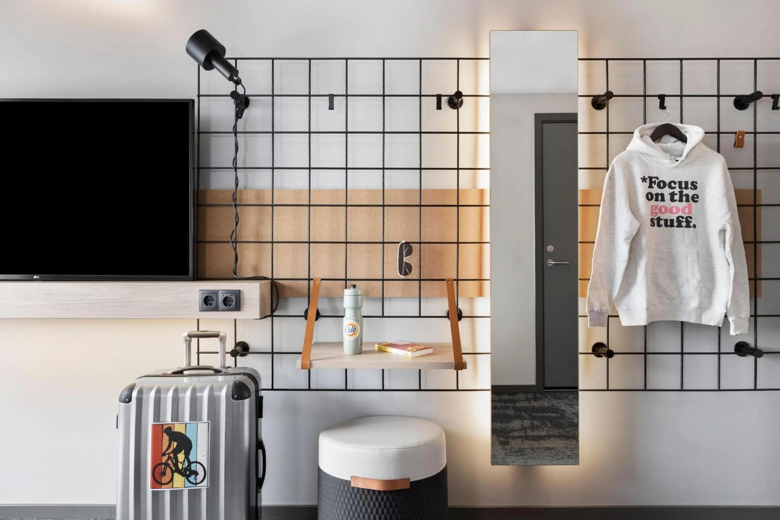 Photo of the whole room in Moxy Tromso