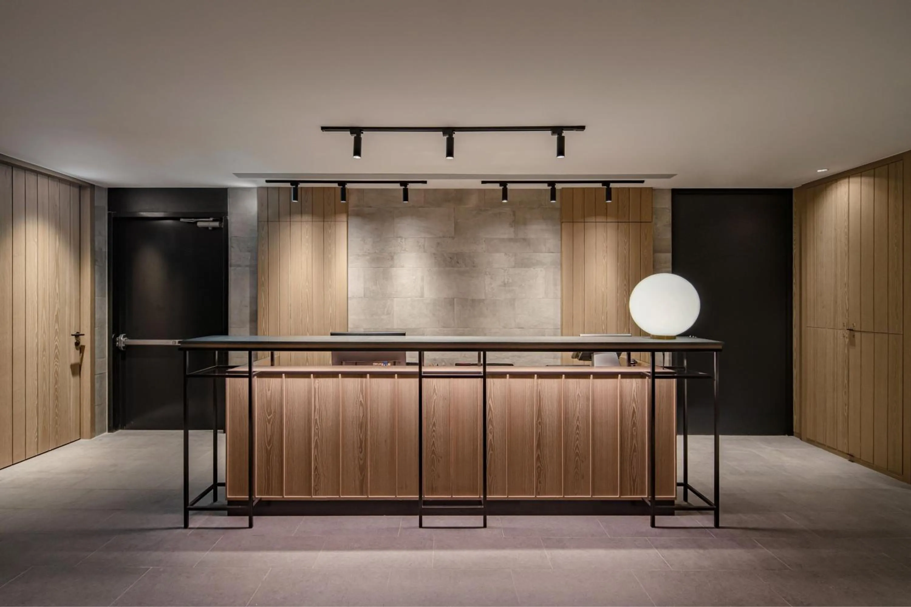 Lobby or reception in Four Points by Sheraton Taipei Bali