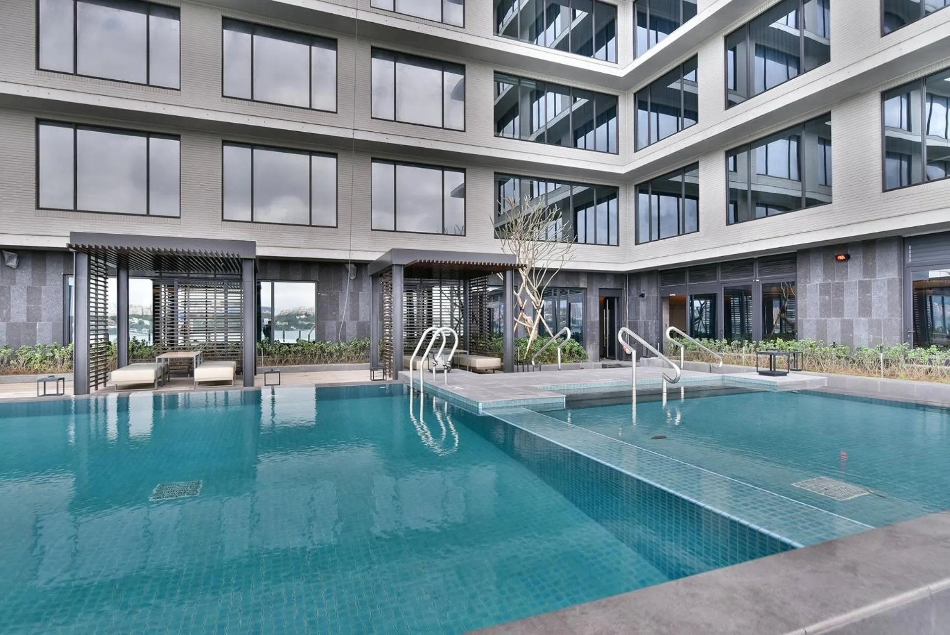 Swimming pool in Four Points by Sheraton Taipei Bali