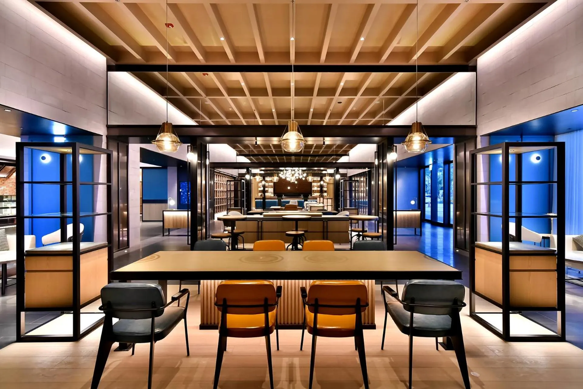 Lobby or reception in Four Points by Sheraton Taipei Bali