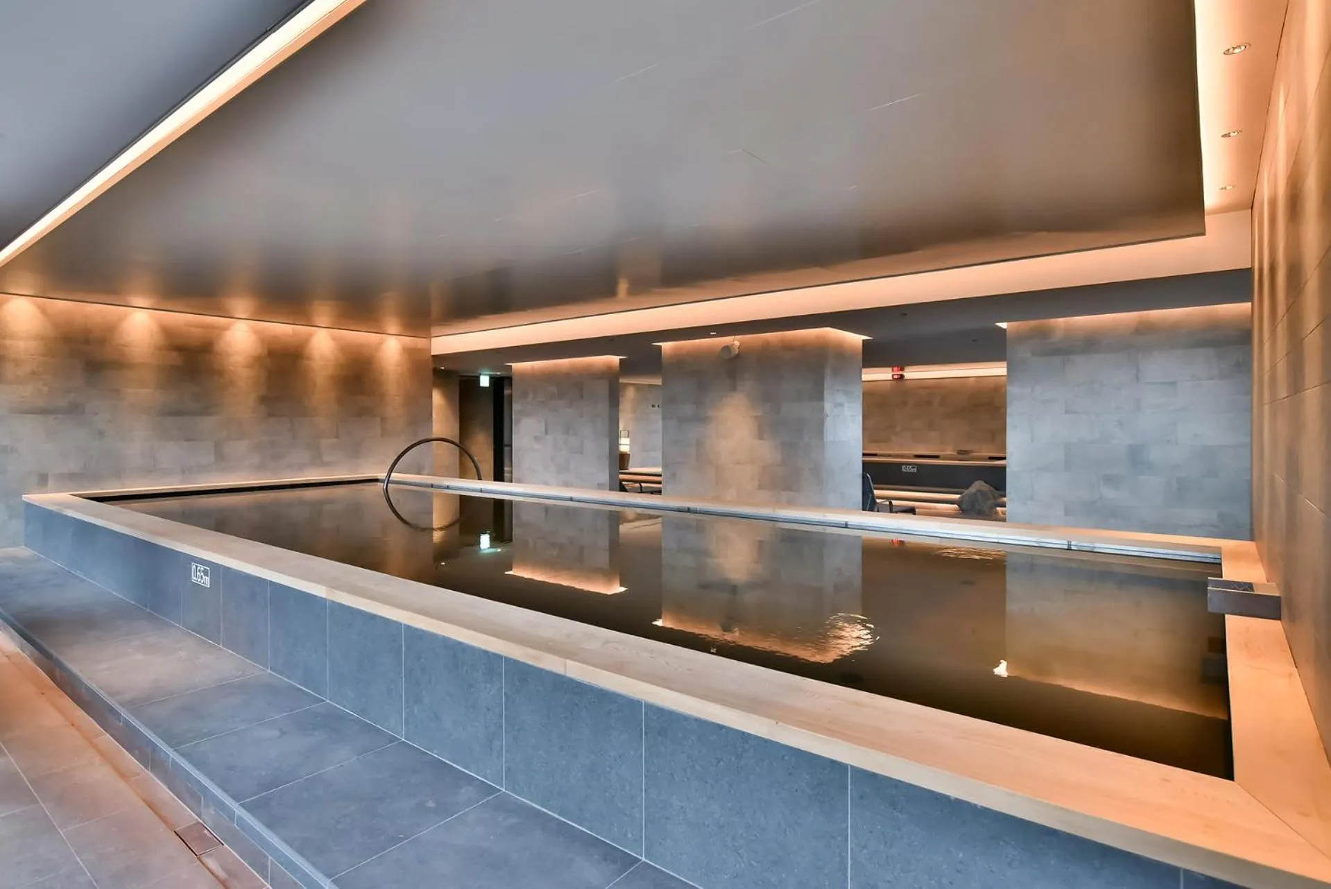 Hot Tub in Four Points by Sheraton Taipei Bali