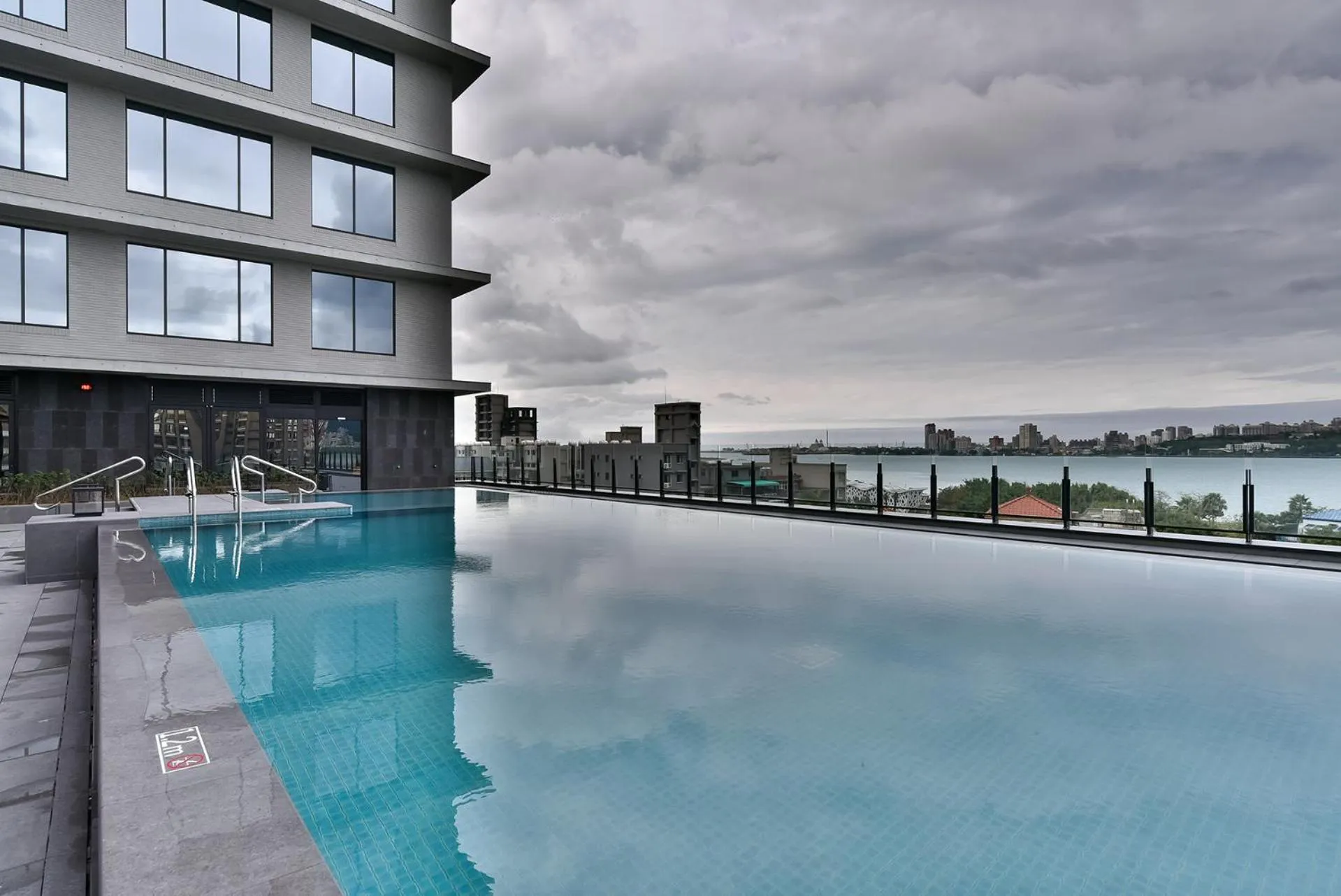 Swimming pool in Four Points by Sheraton Taipei Bali