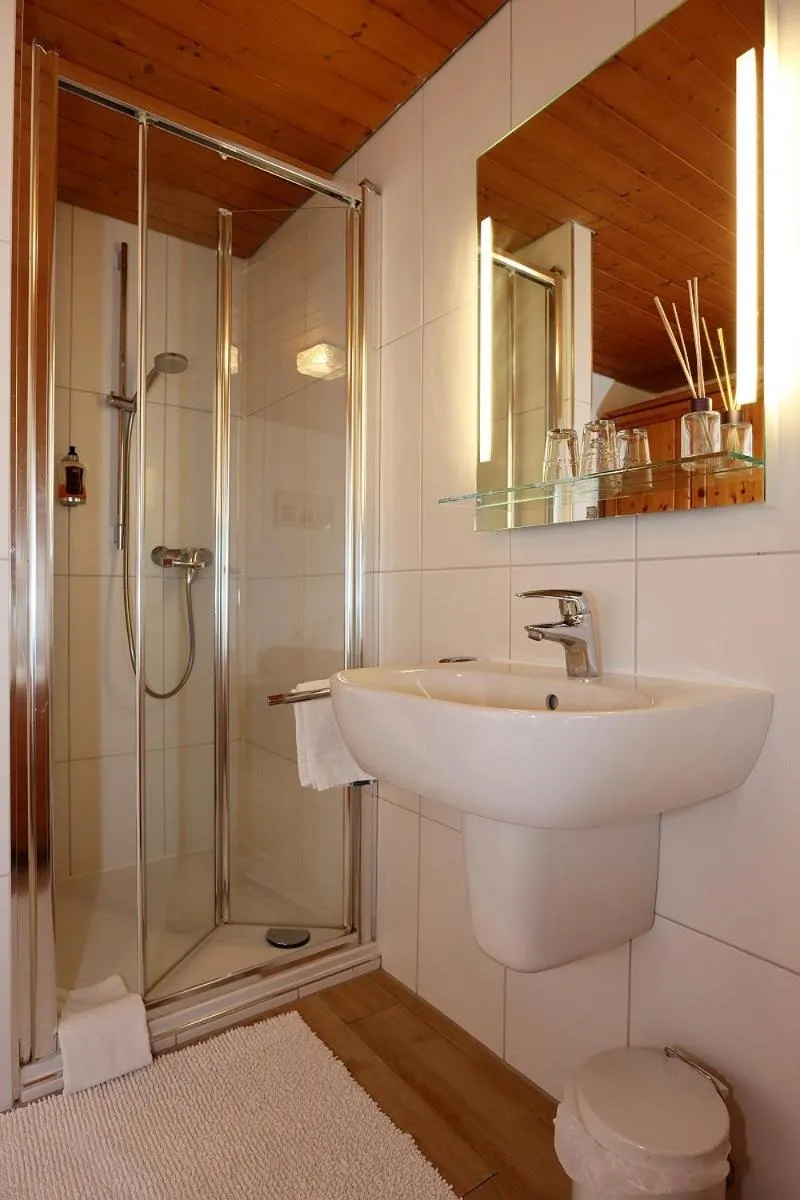 Shower in Gasthof Rebland