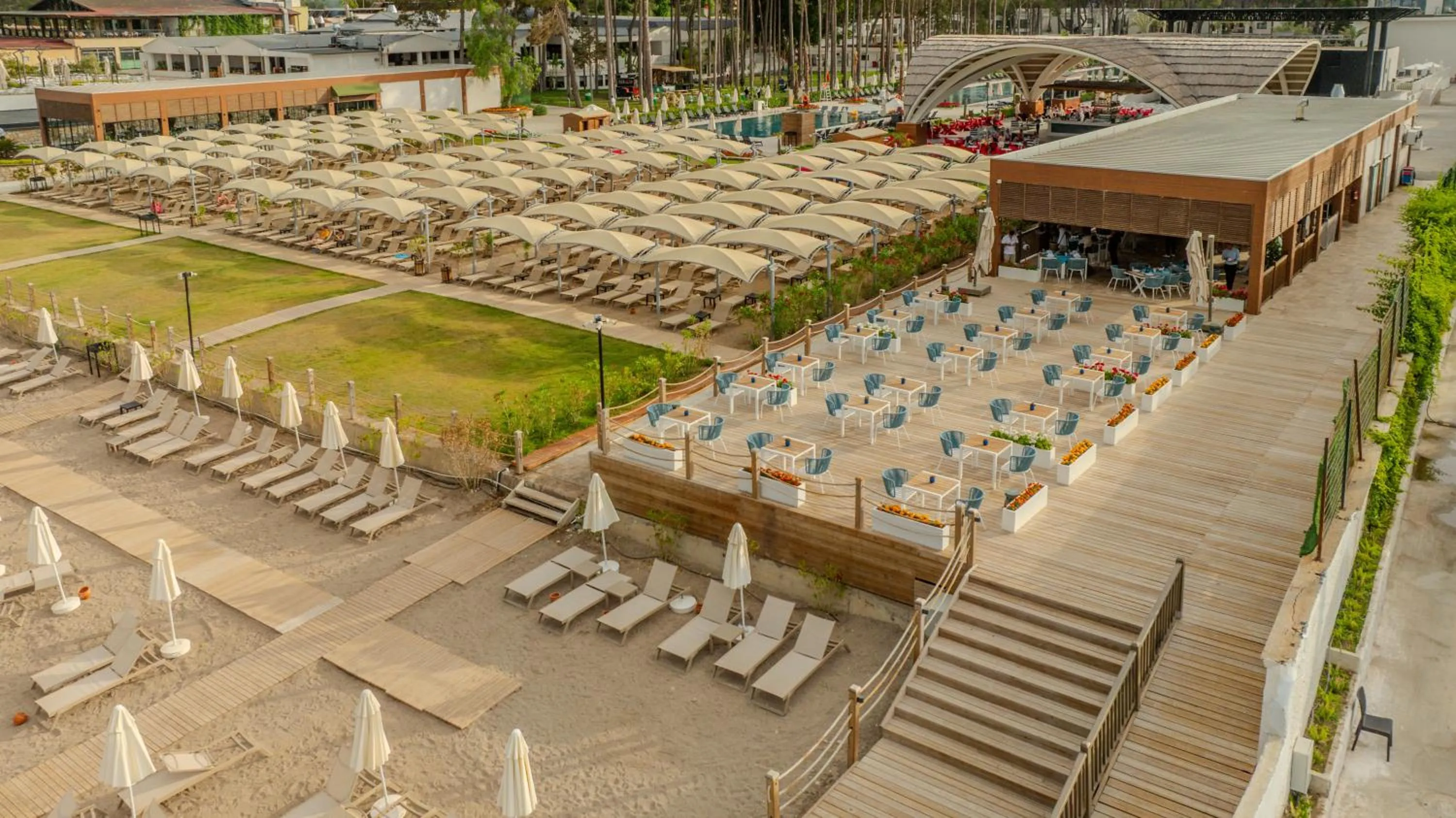 Day in Siu Collection - Ultra All Inclusive