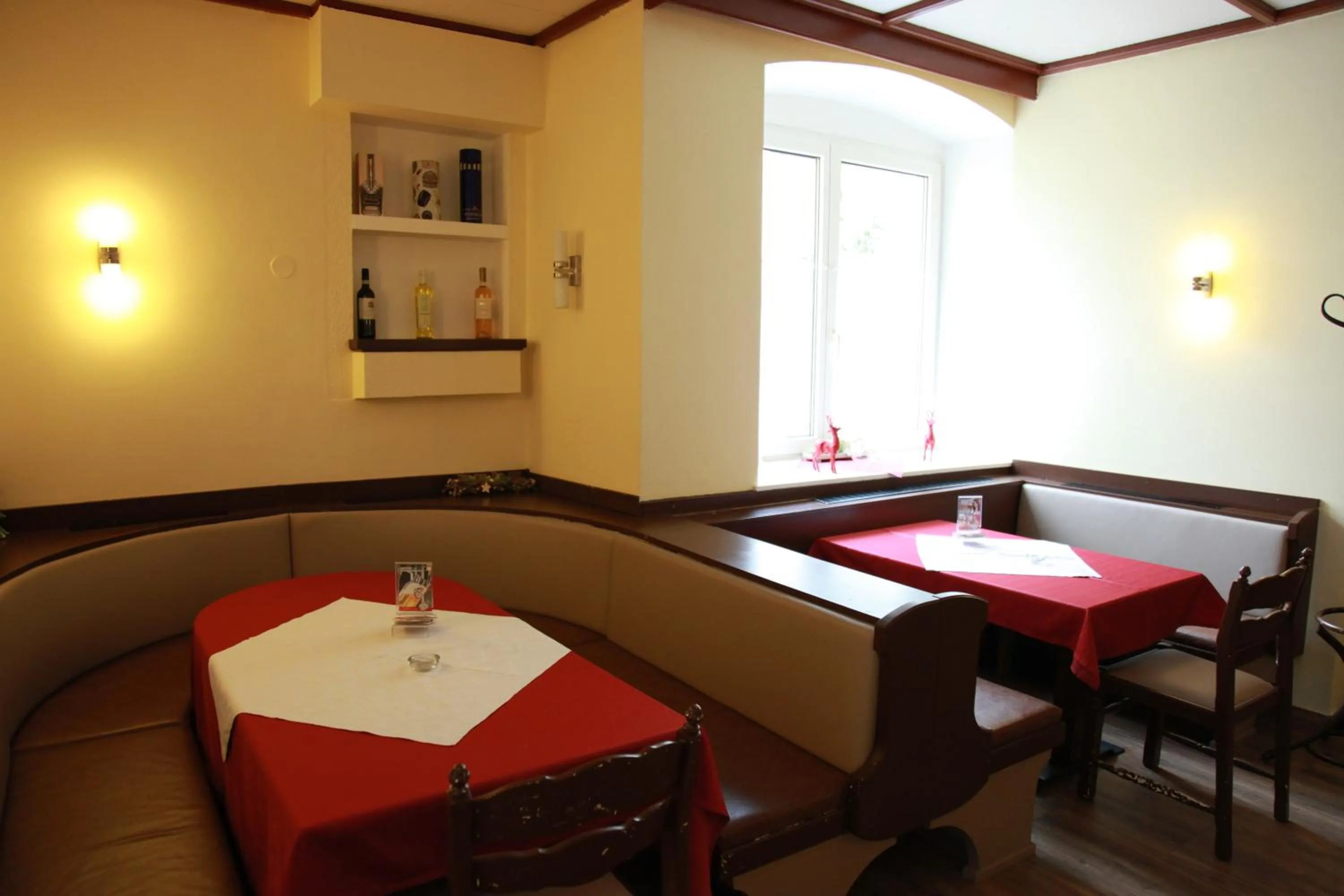 Restaurant/places to eat, Bed in Pension Stadt Grein
