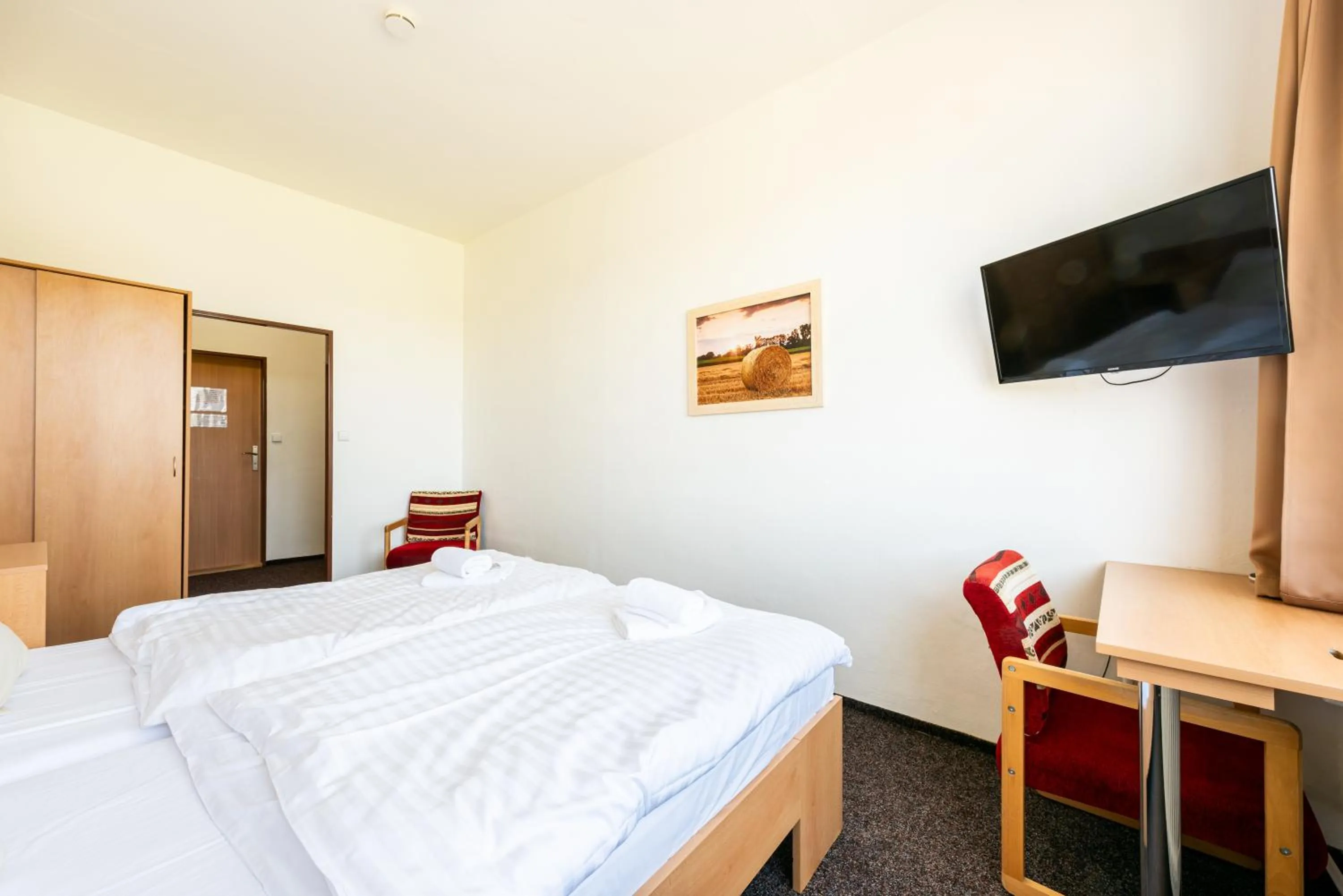 Bedroom, Bed in HOTEL AGRI