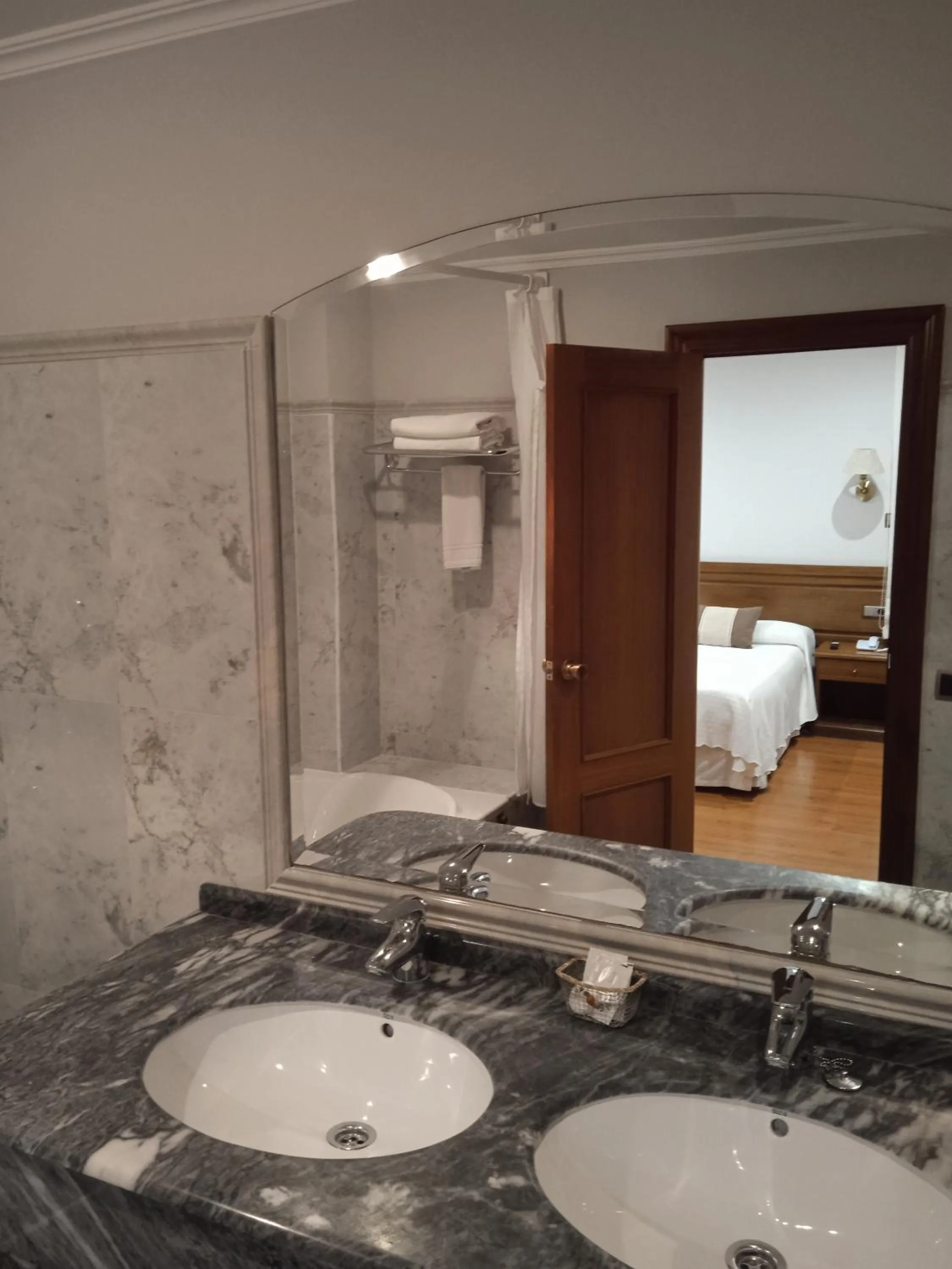 Bathroom in Hotel Sablón