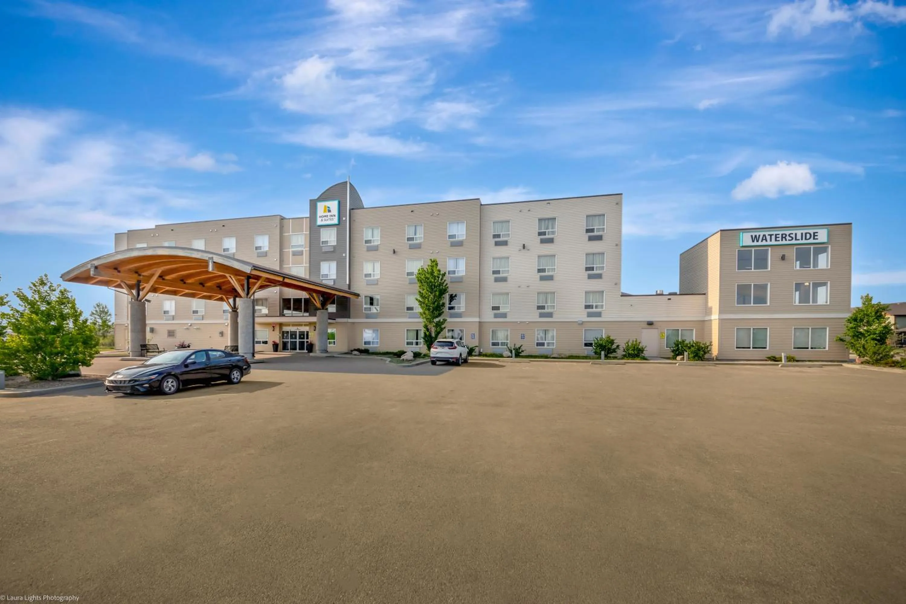 Home Inn and Suites Lloydminster