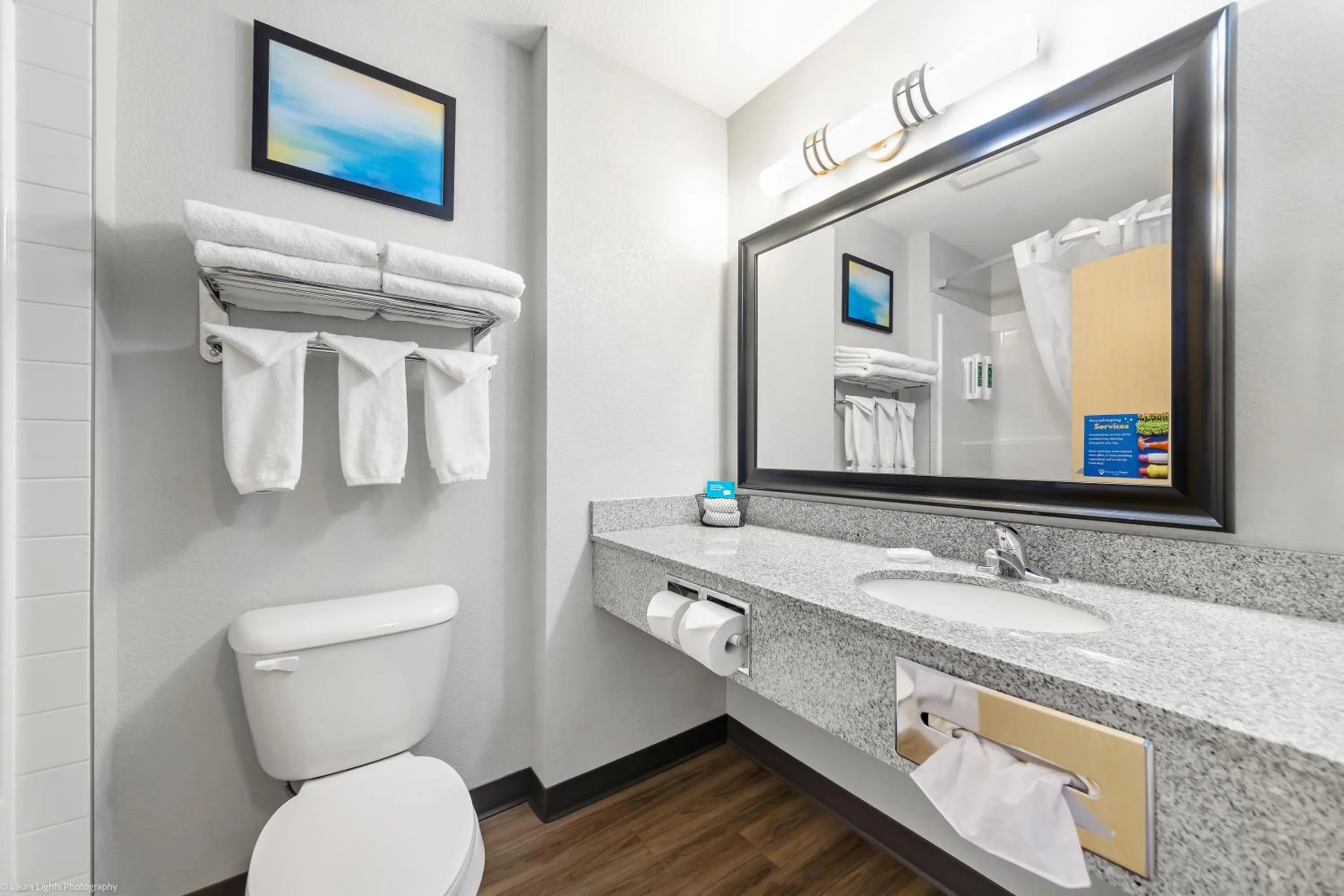 Home Inn and Suites Lloydminster