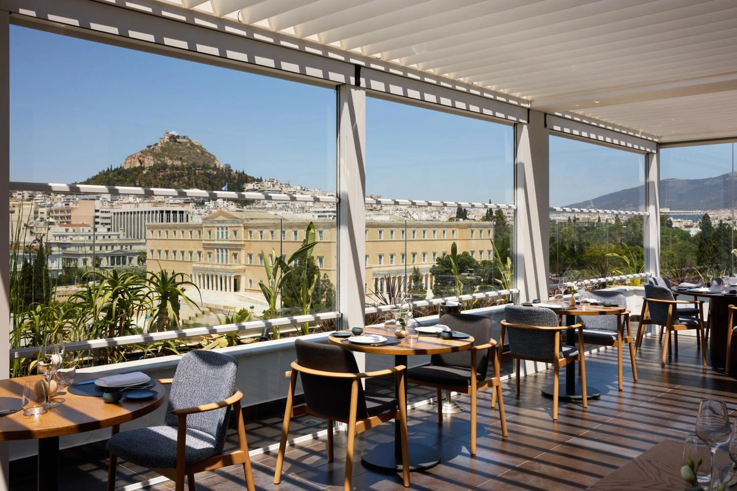 Restaurant/places to eat in Amalia Hotel Athens