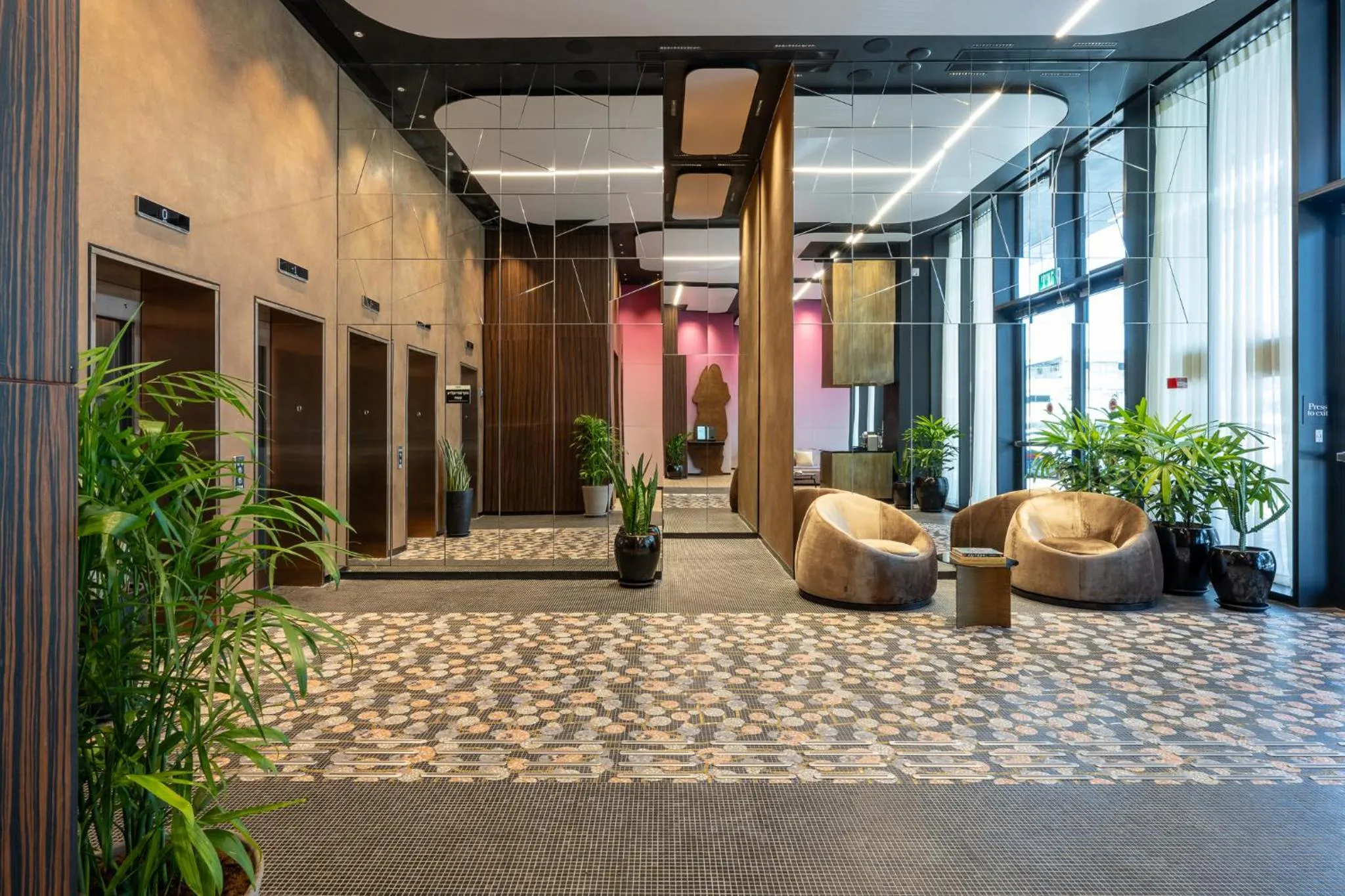 Lobby or reception in master Bat Yam