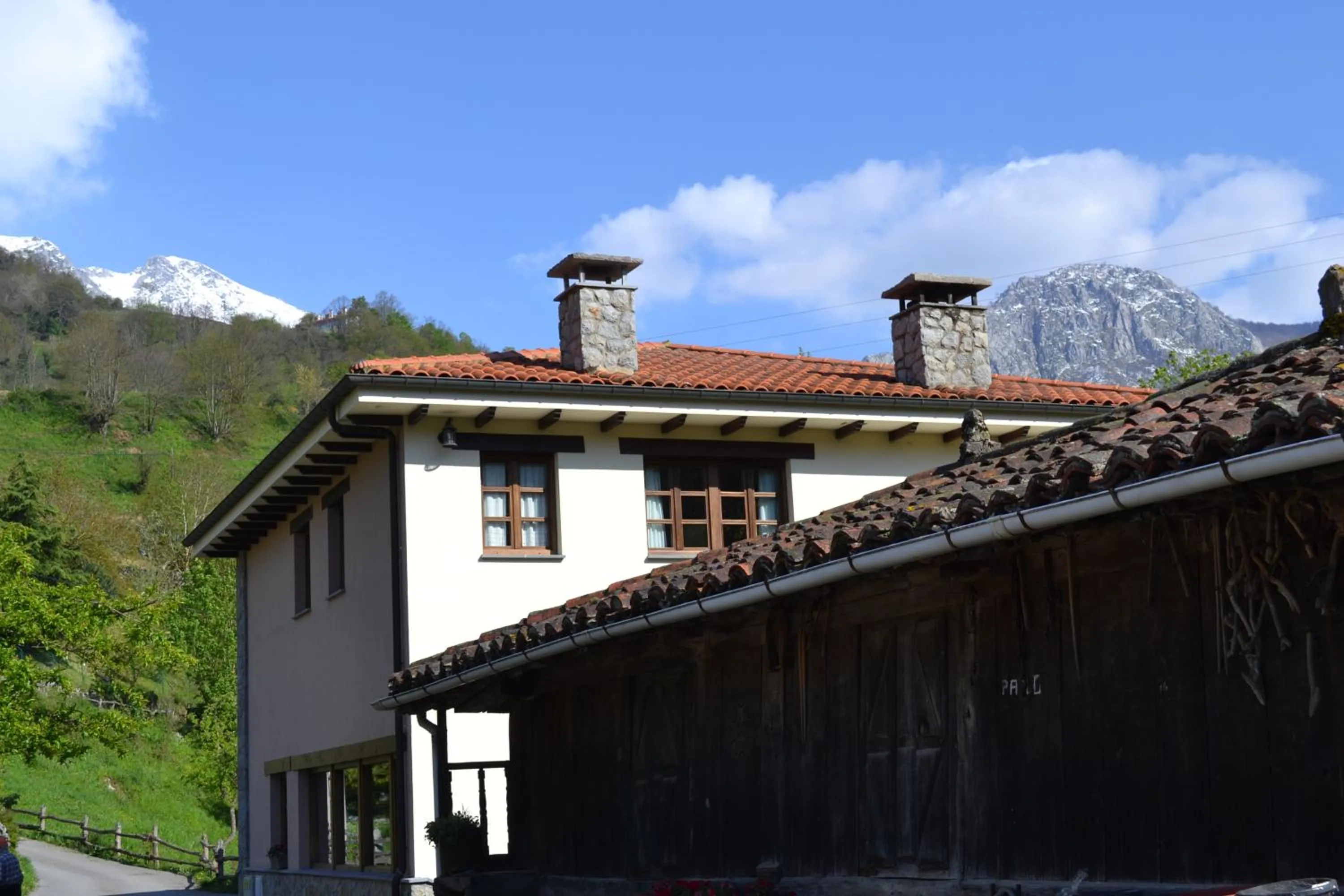 Property building in Alesga Hotel Rural - Valles del Oso -Asturias