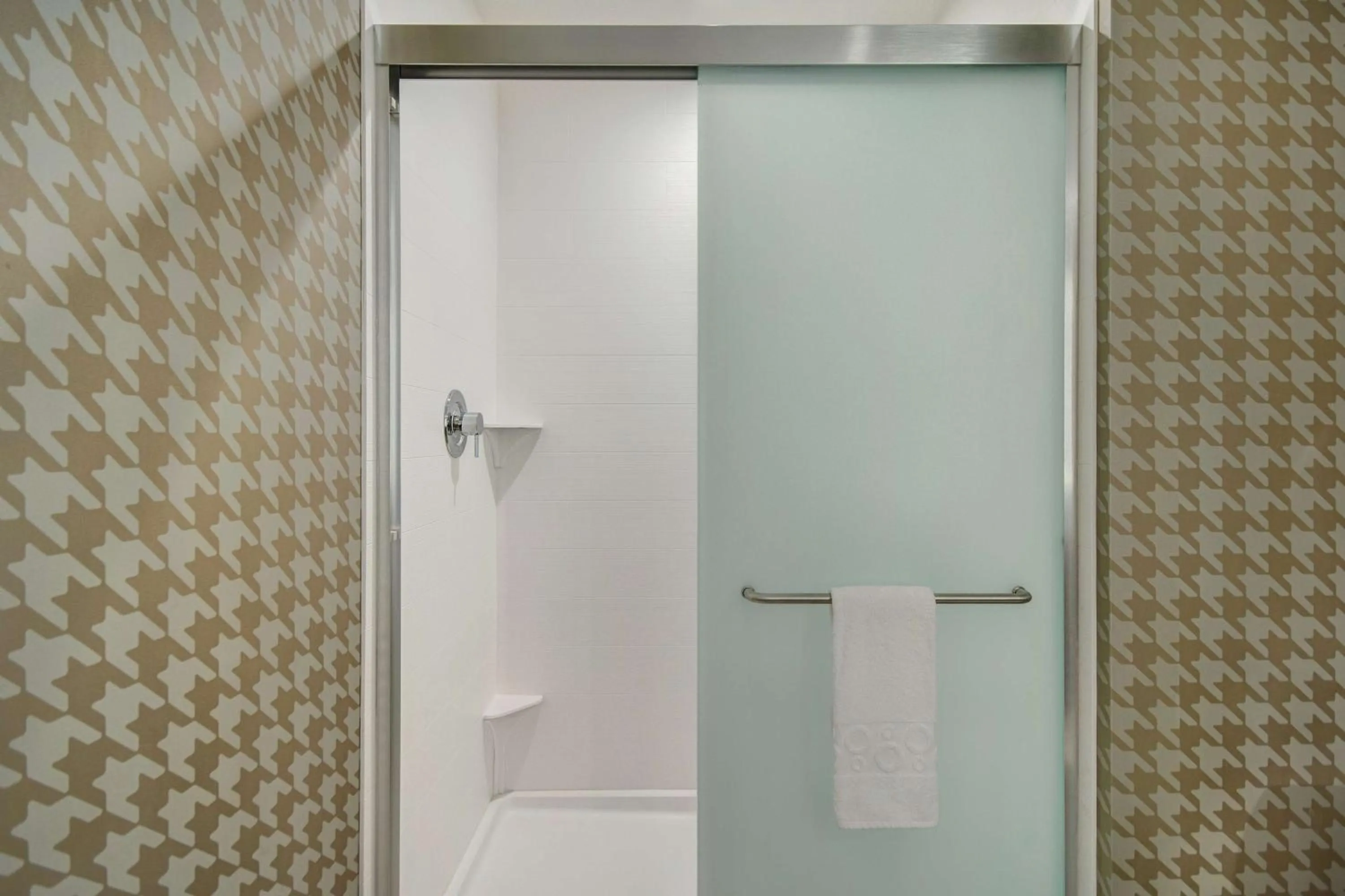 Bathroom in Home2 Suites By Hilton Las Vegas North