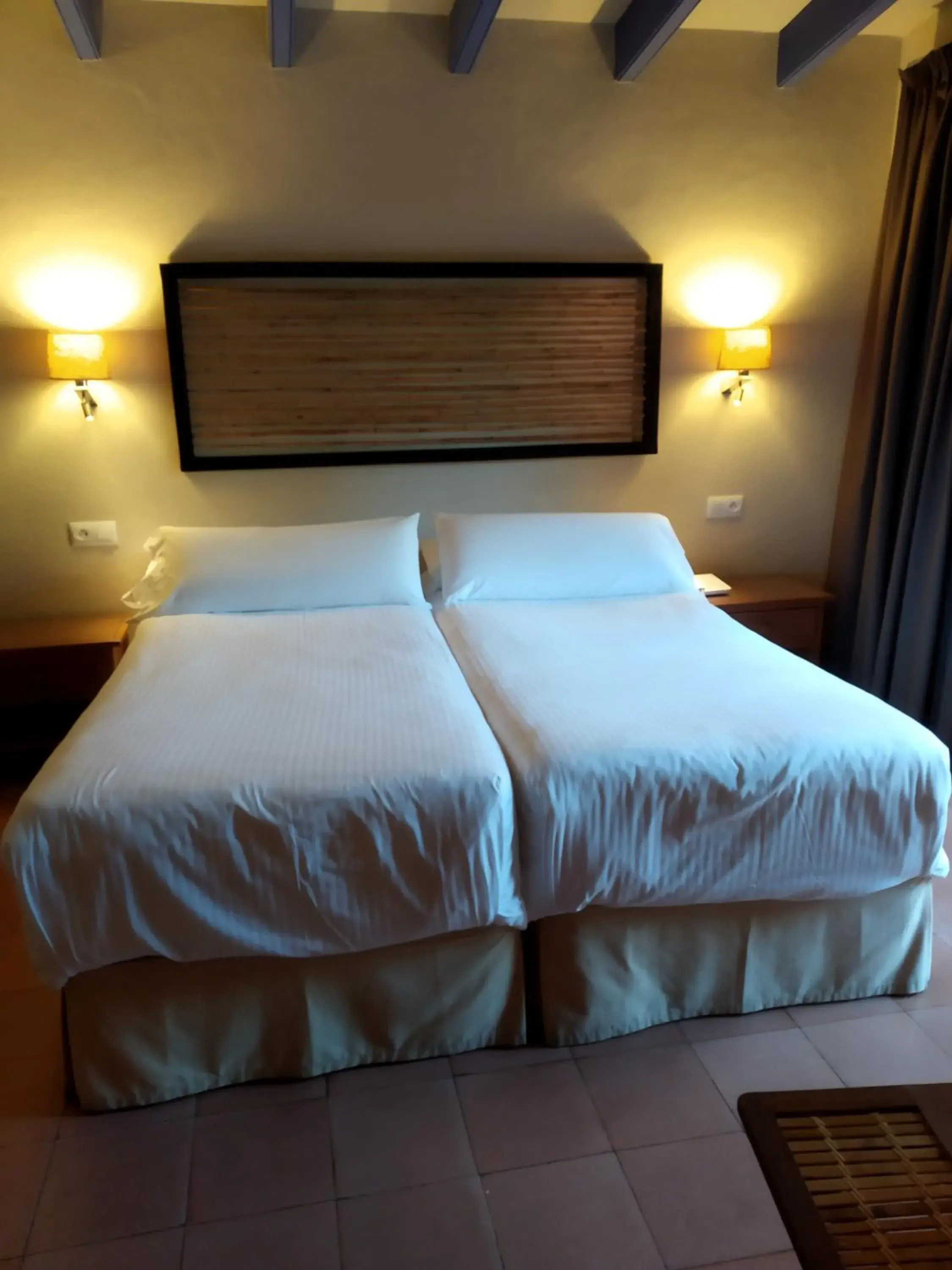 Double Room in Beach Hotel Dos Mares Double Room in Beach Hotel Dos Mares