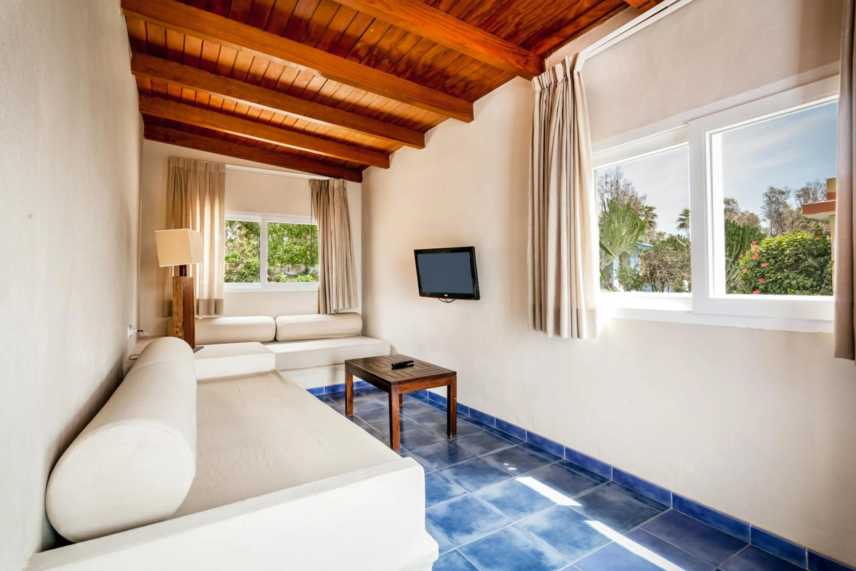 Other, Bed in Beach Hotel Dos Mares