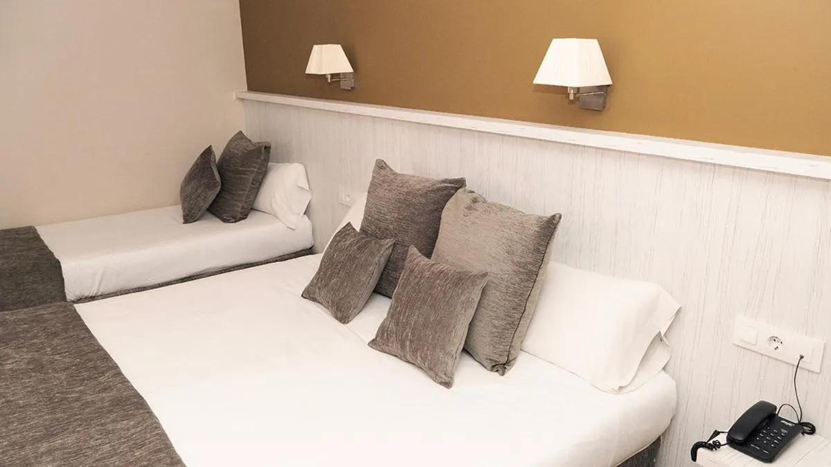 Bed in Hotel Coronado