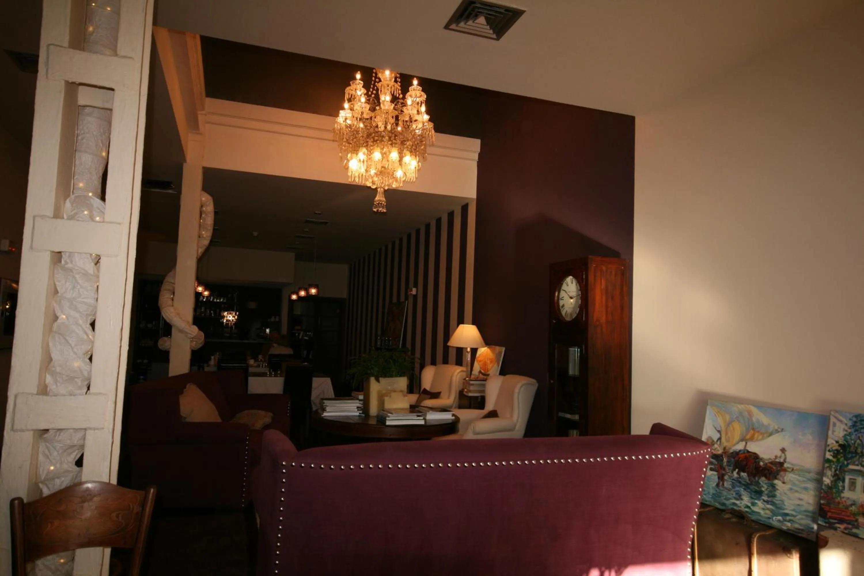 Lobby or reception in El Cocheron 1919