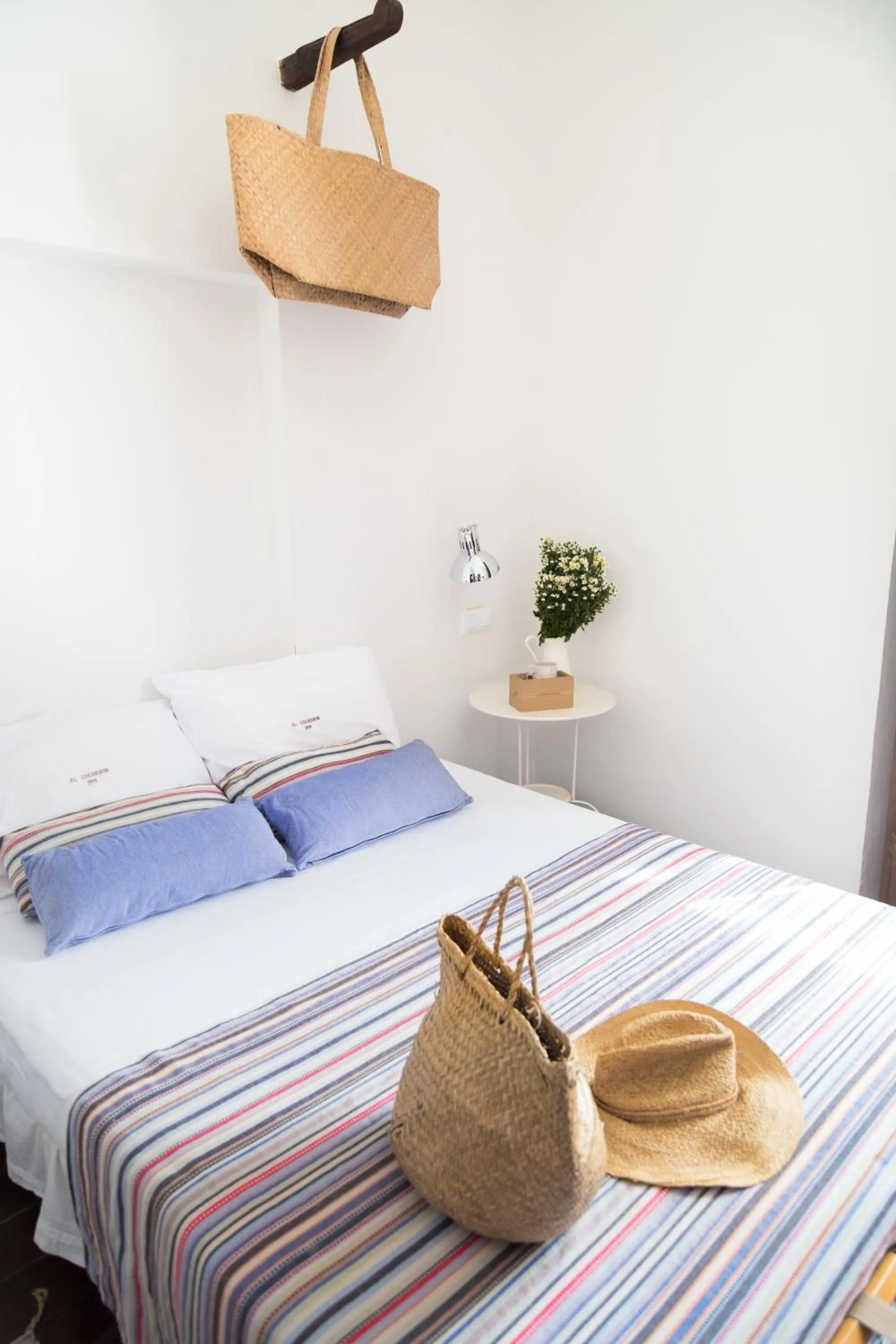 Bed in El Cocheron 1919