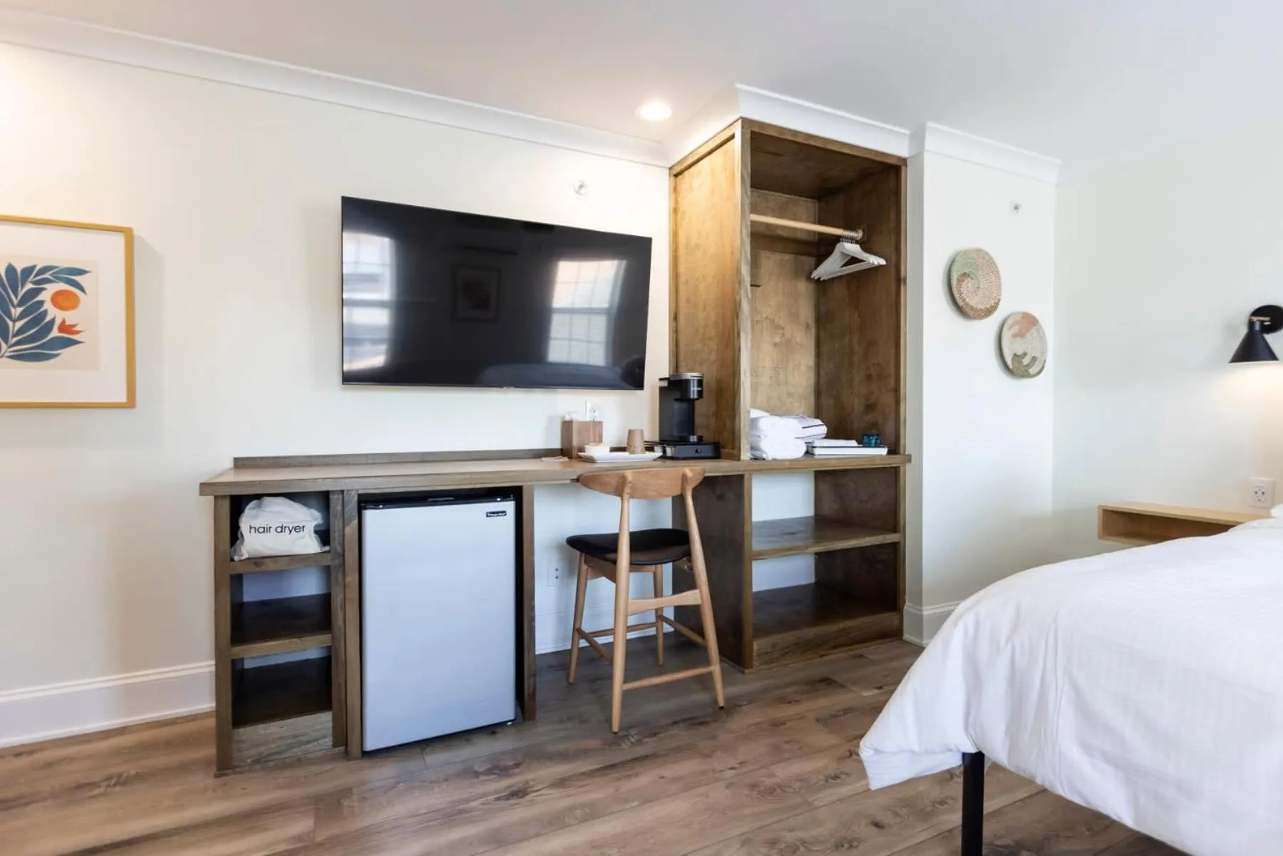 Bed in Albermarle #202 Inn at Old Beach