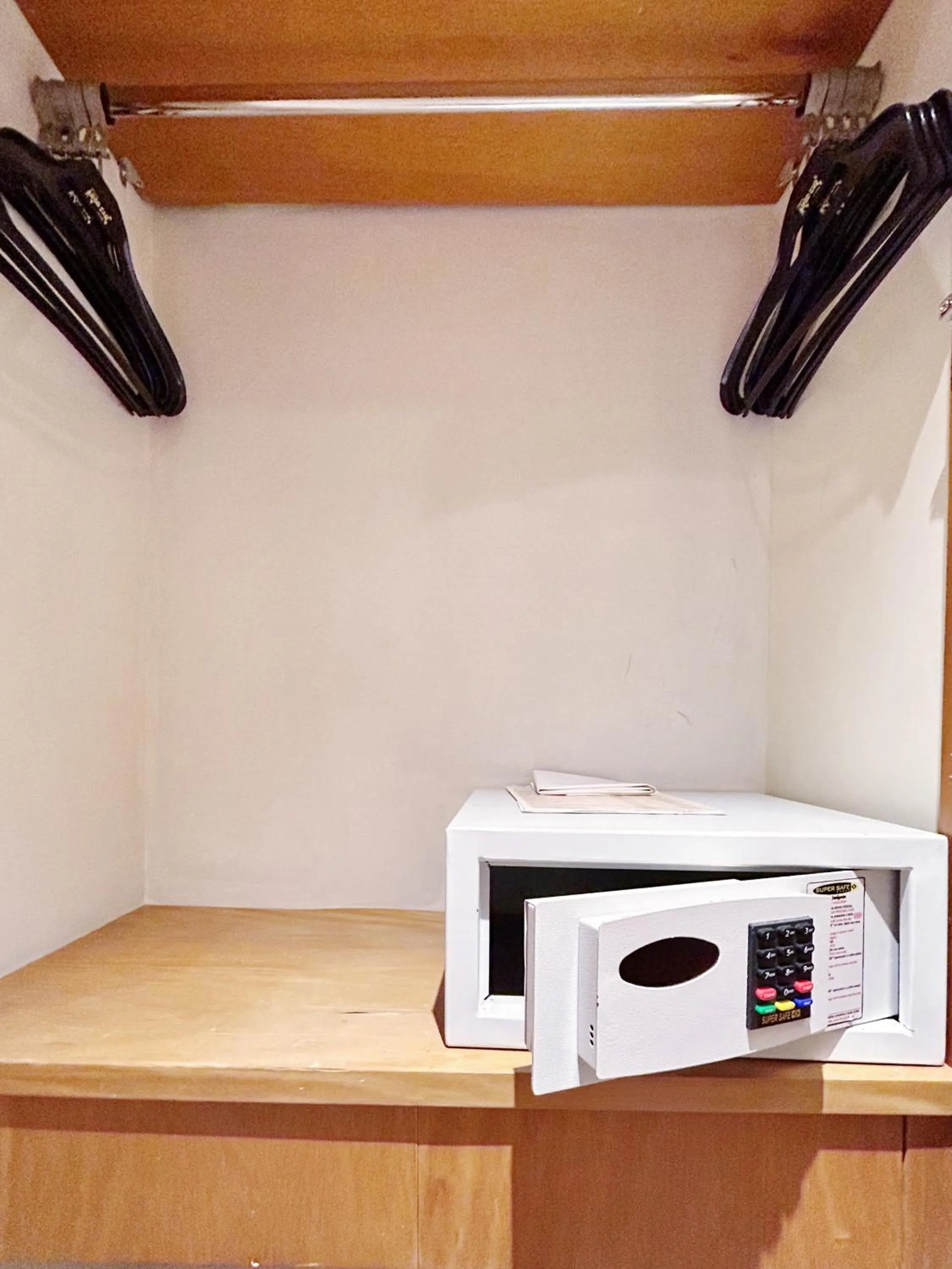 safe in Hotel Astoria Ipanema - antigo Mar Ipanema