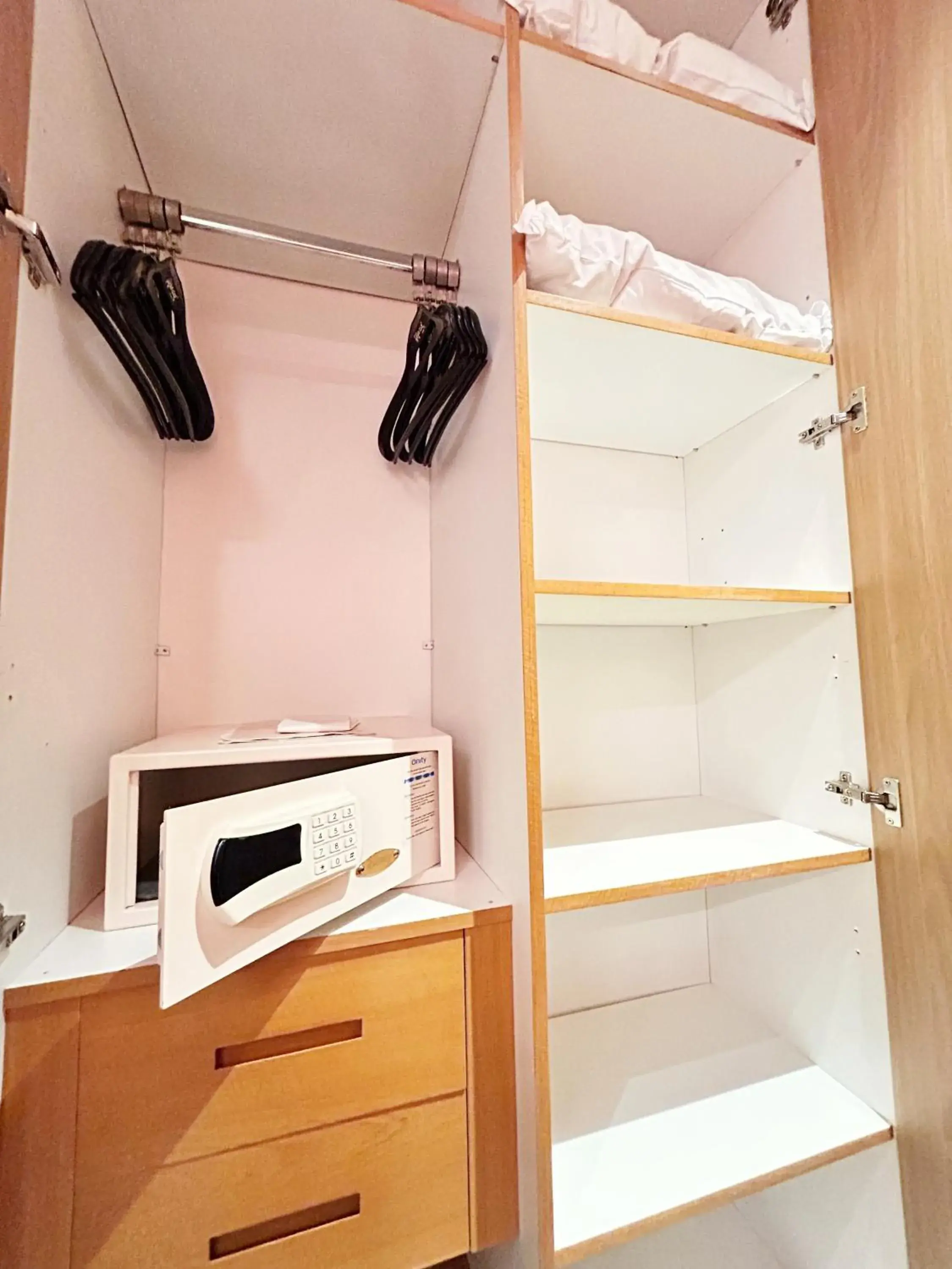 Standard Queen Room in Hotel Astoria Ipanema - antigo Mar Ipanema Standard Queen Room in Hotel Astoria Ipanema - antigo Mar Ipanema