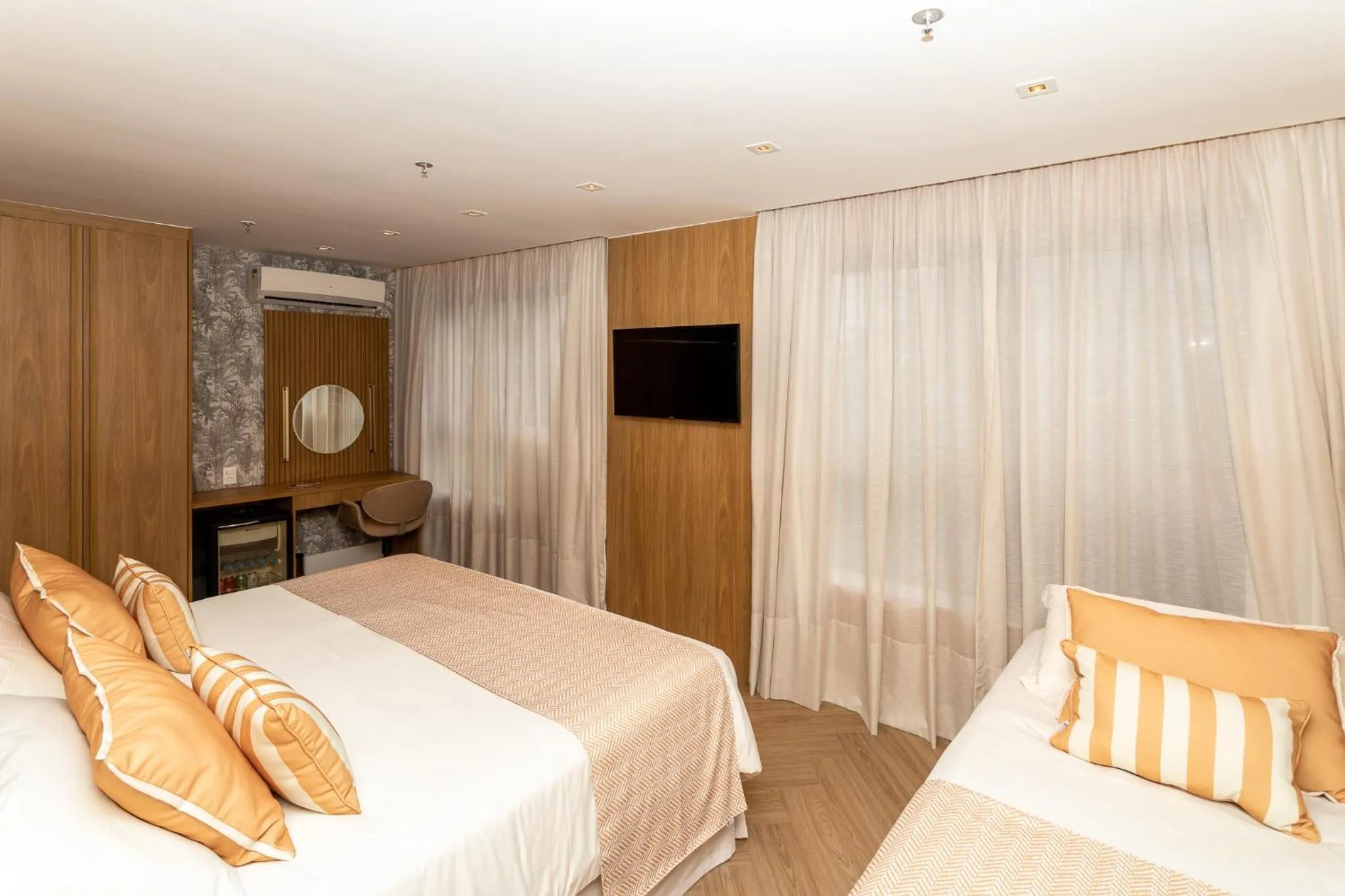 Bed in Hotel Astoria Ipanema - antigo Mar Ipanema