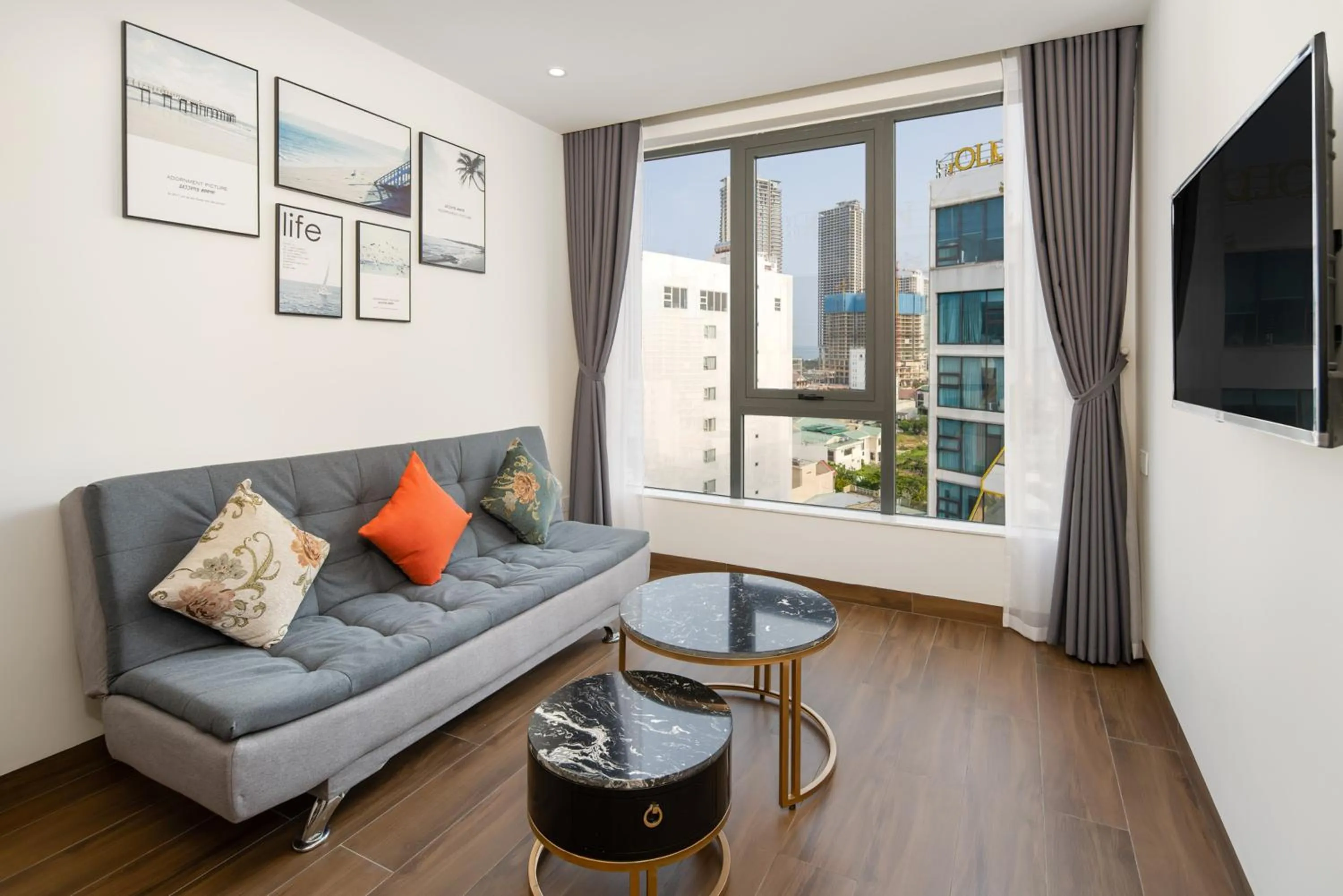 Seating area in Yes Hotel Đà Nẵng