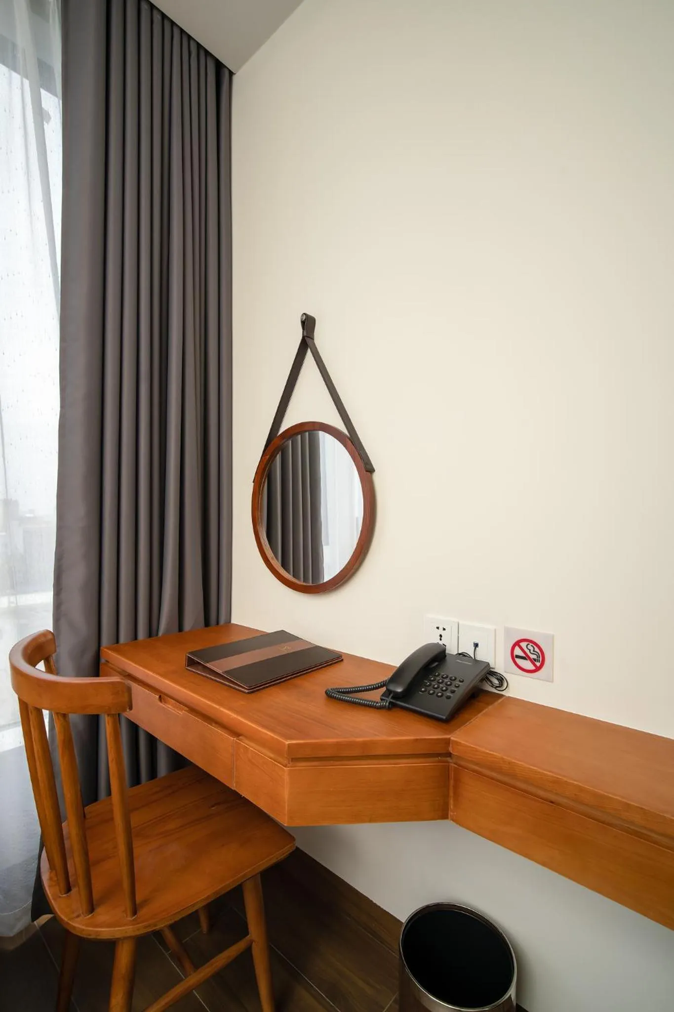 Seating area in Yes Hotel Đà Nẵng