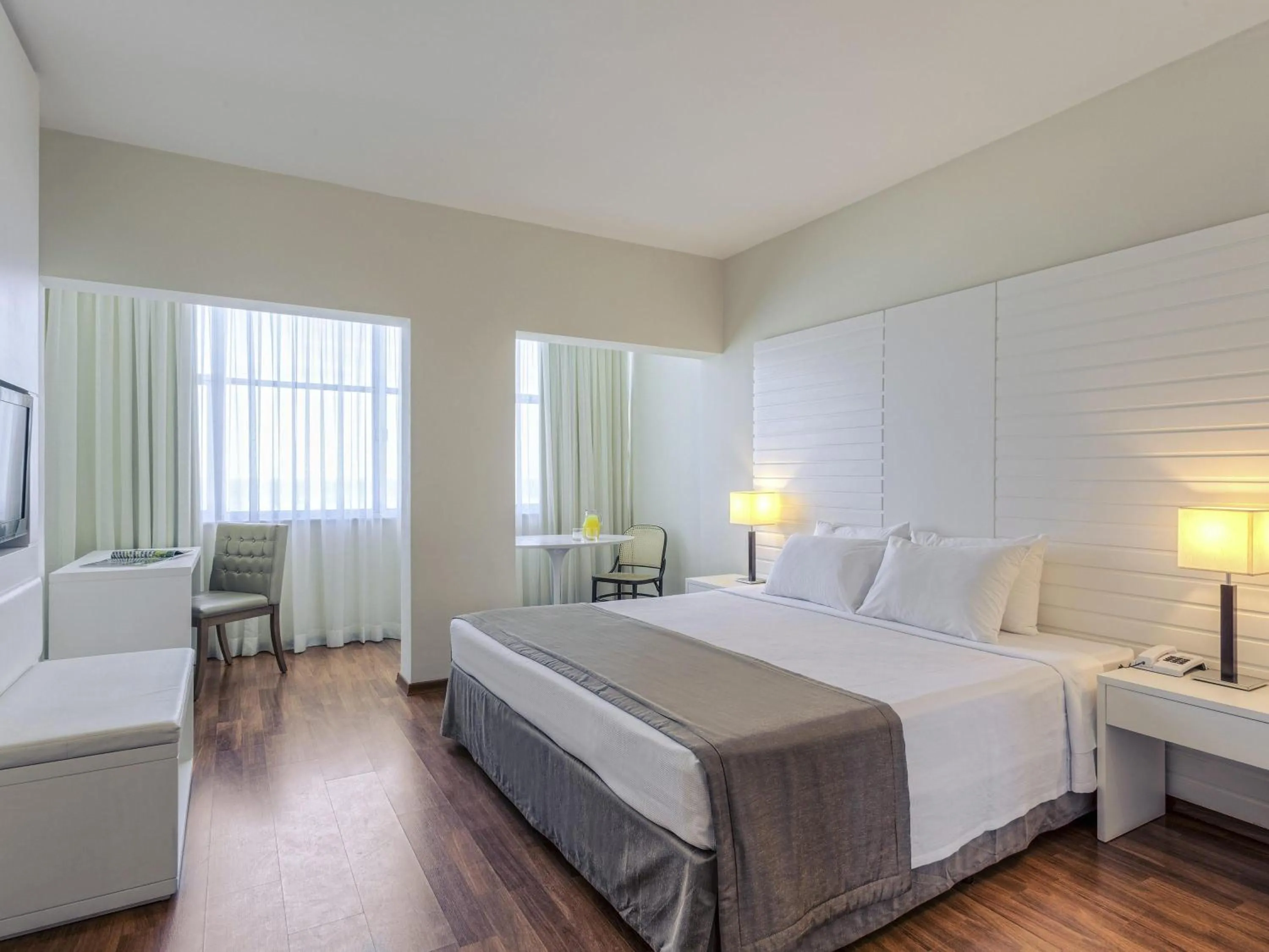 Bedroom, Bed in Mercure Rio Boutique Hotel Copacabana