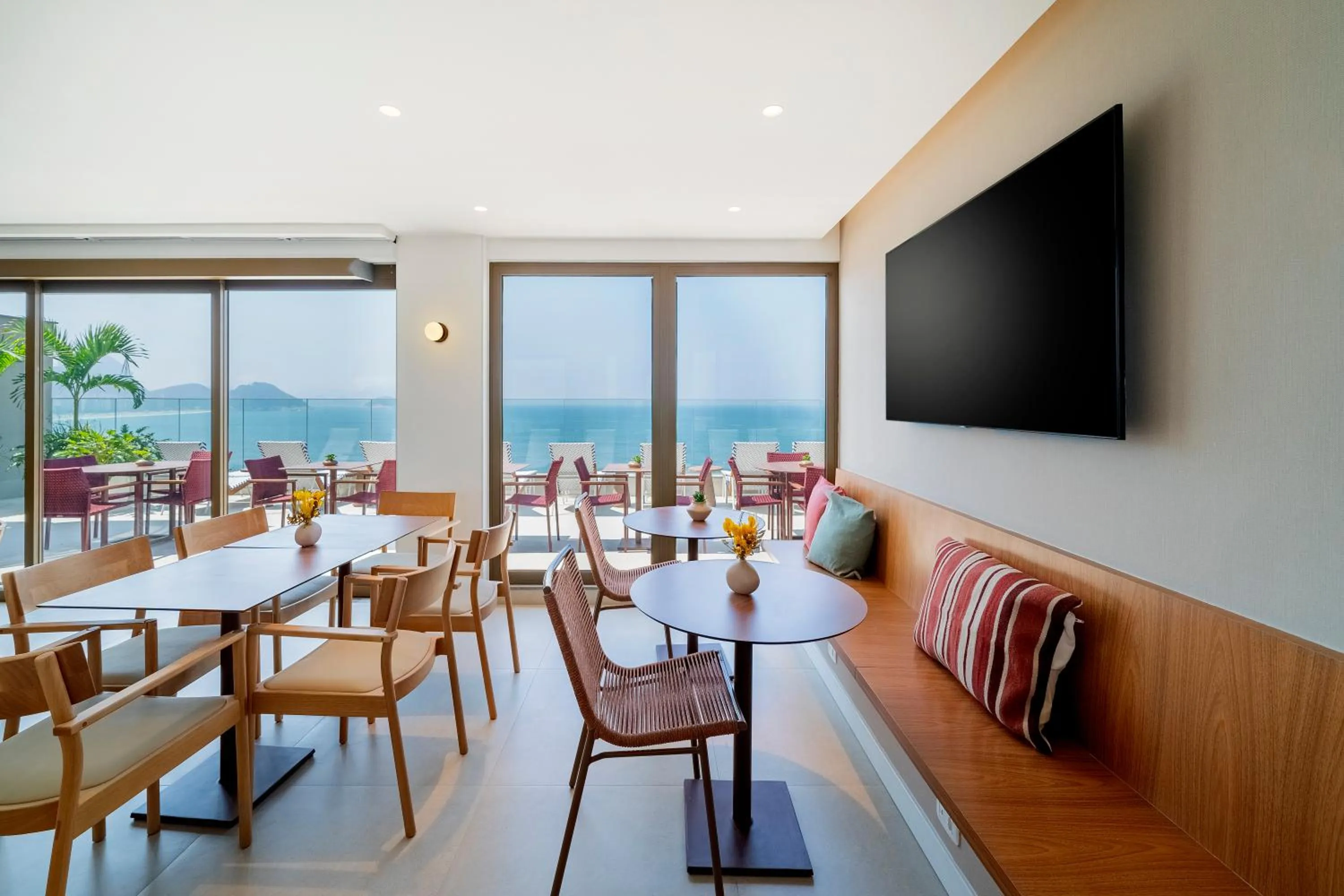 Balcony/Terrace in Grand Mercure Rio de Janeiro Copacabana