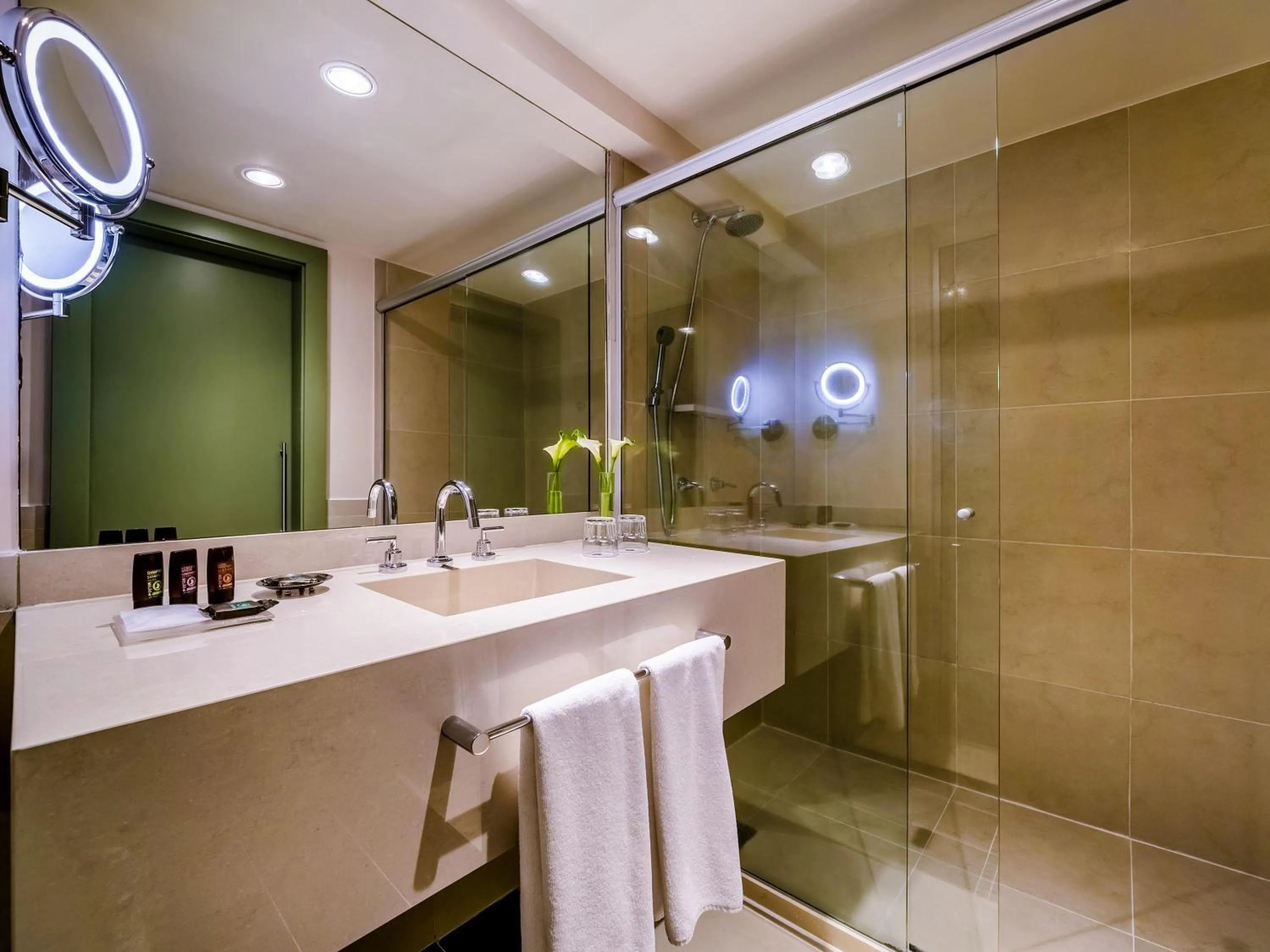 Bedroom in Grand Mercure Rio de Janeiro Copacabana