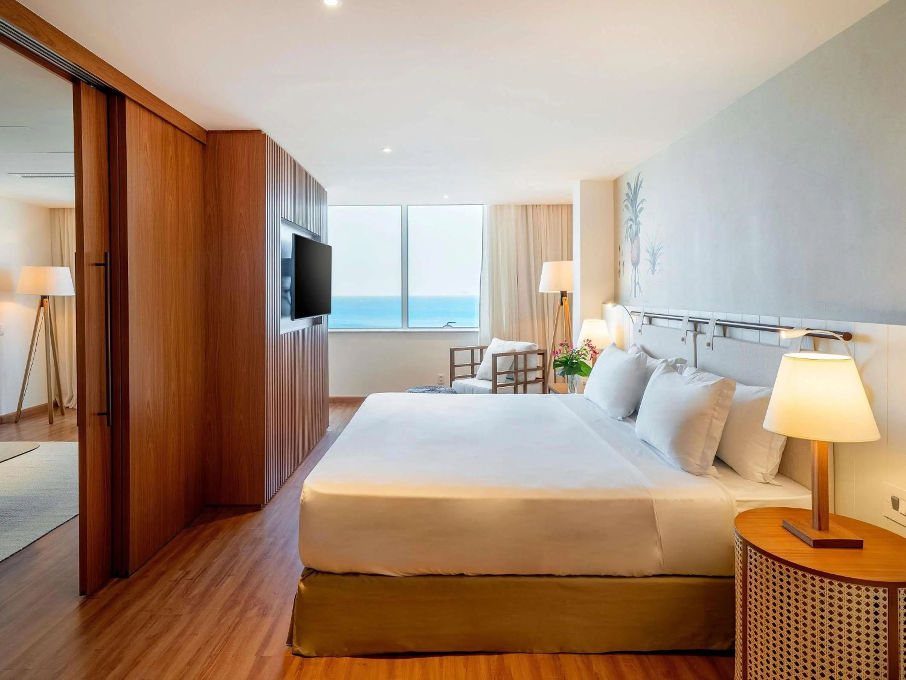 Bedroom, Bed in Grand Mercure Rio de Janeiro Copacabana