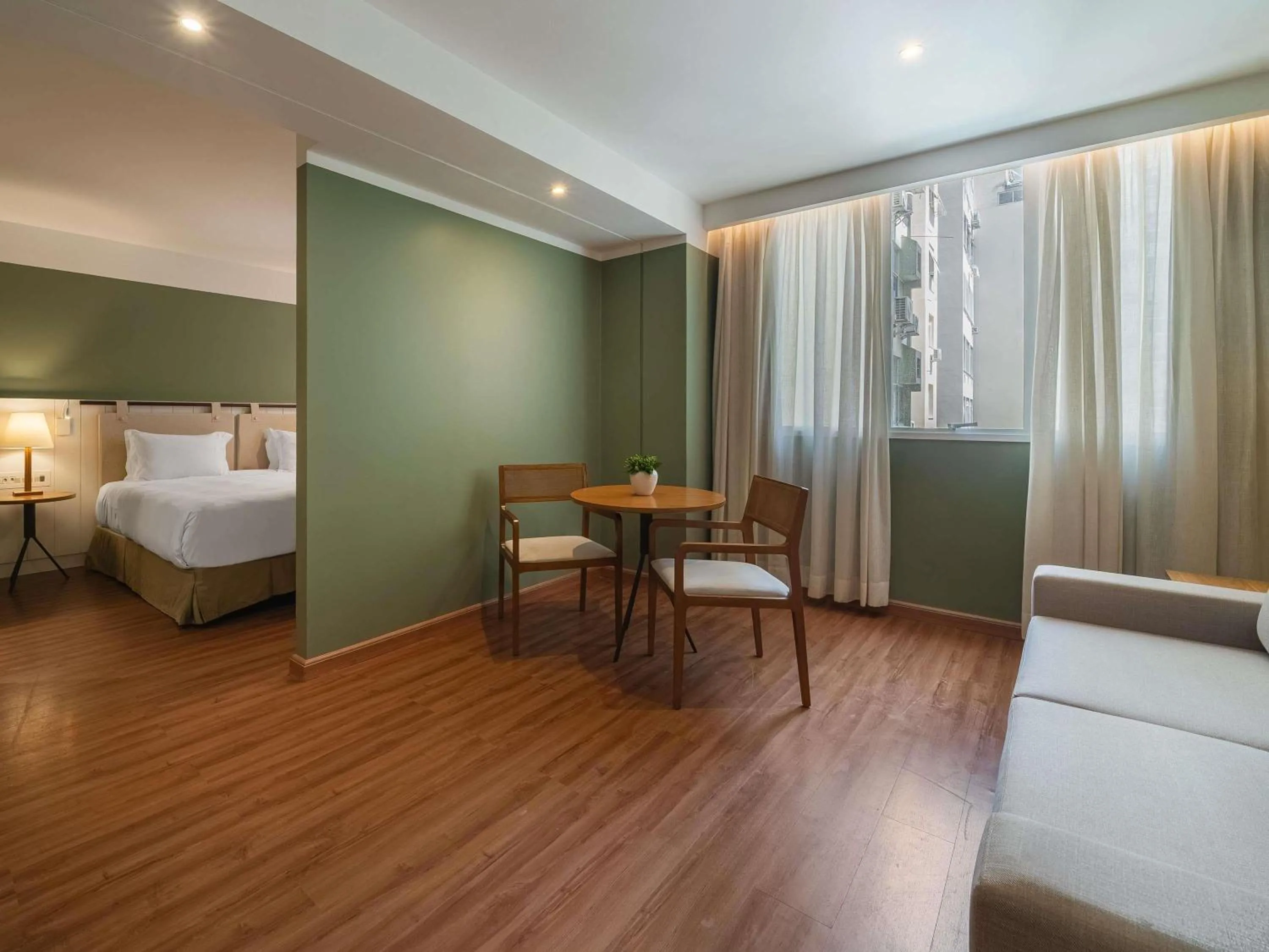 Bedroom, Bed in Grand Mercure Rio de Janeiro Copacabana