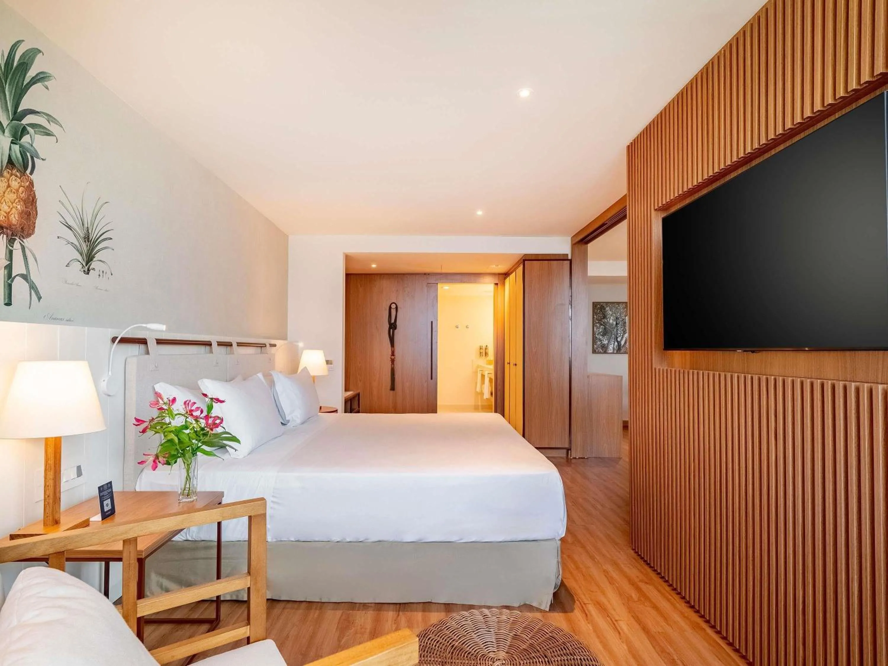 Bedroom, Bed in Grand Mercure Rio de Janeiro Copacabana