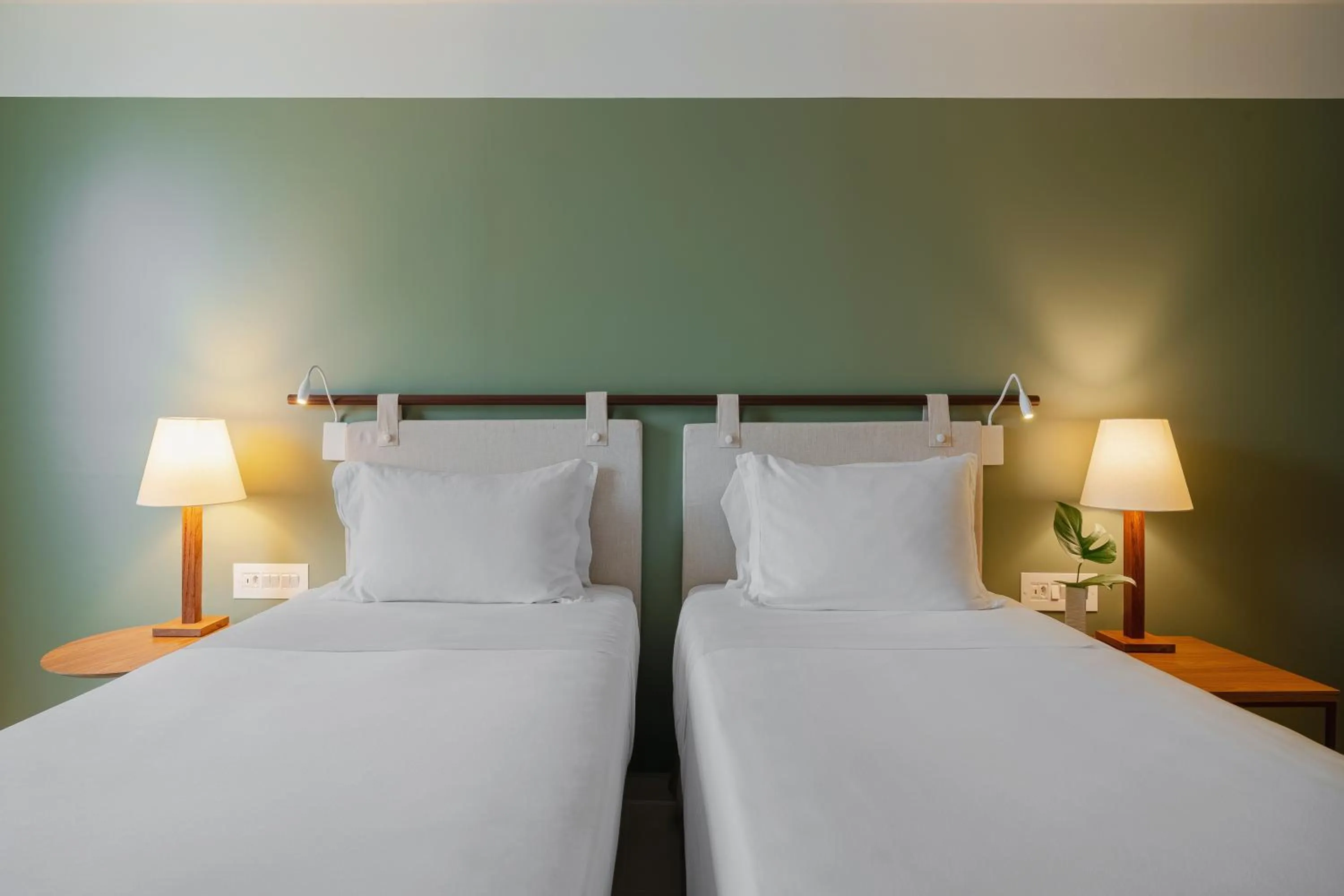 Bed in Grand Mercure Rio de Janeiro Copacabana