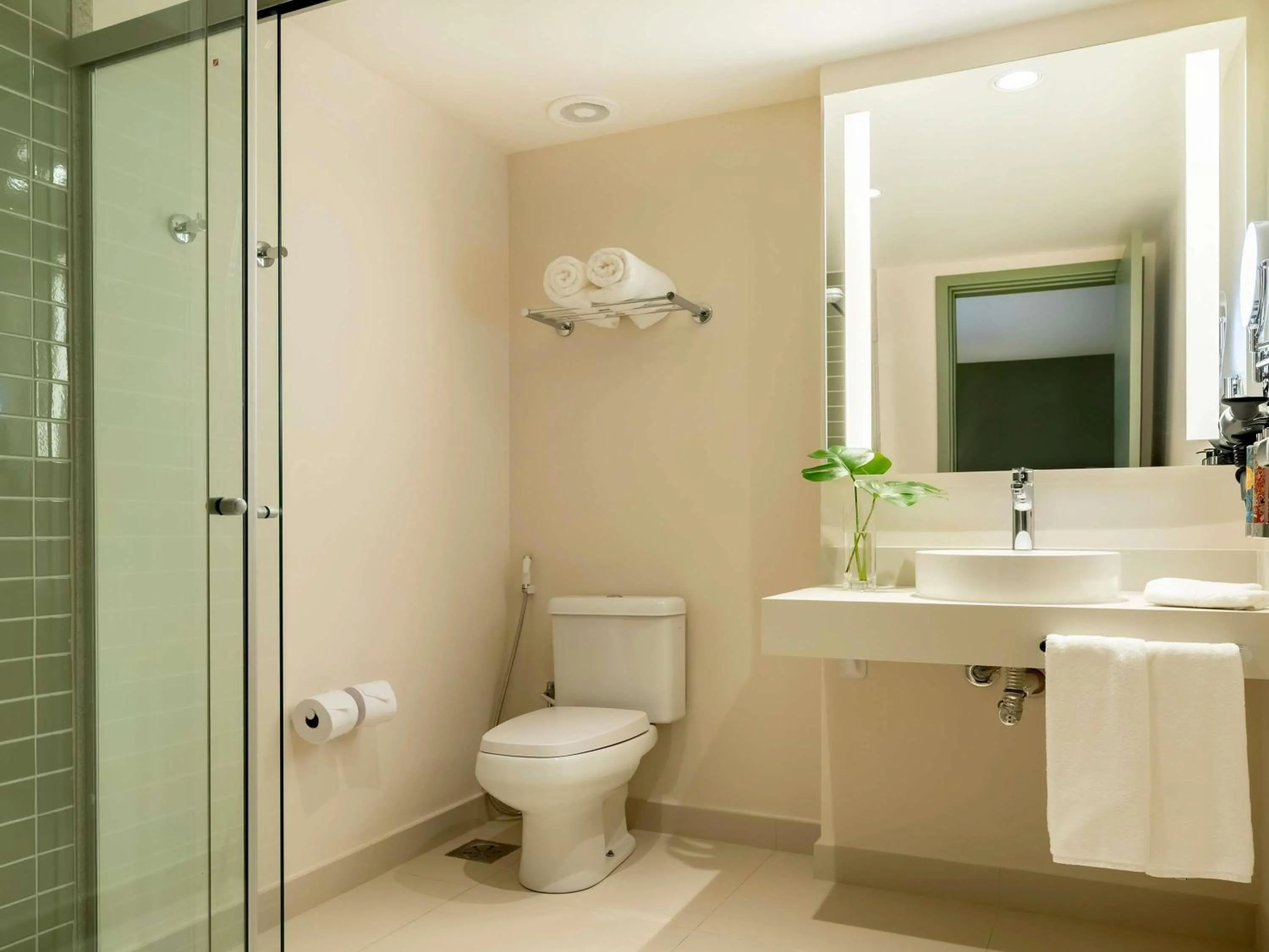 Bedroom in Grand Mercure Rio de Janeiro Copacabana