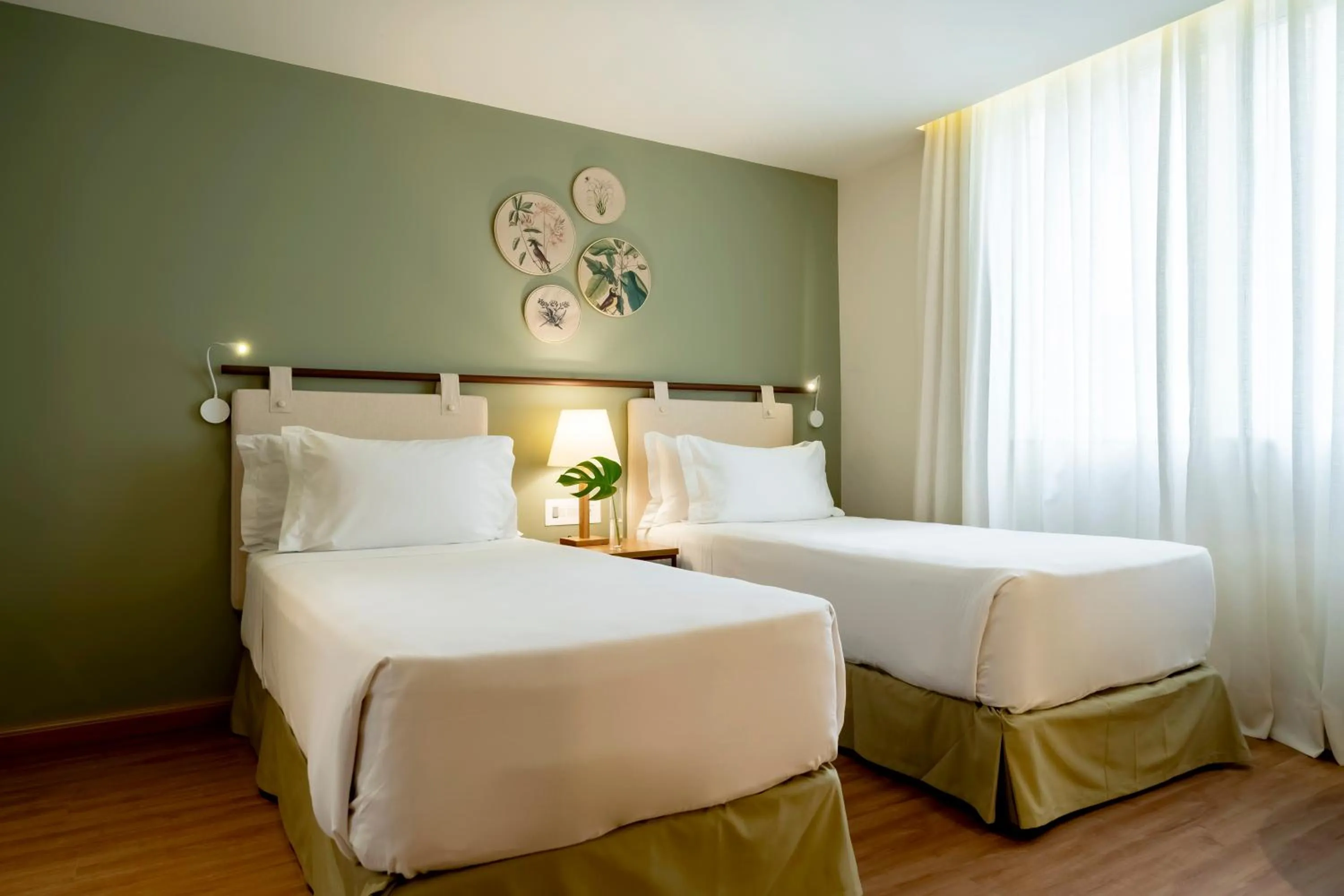 Bed in Grand Mercure Rio de Janeiro Copacabana