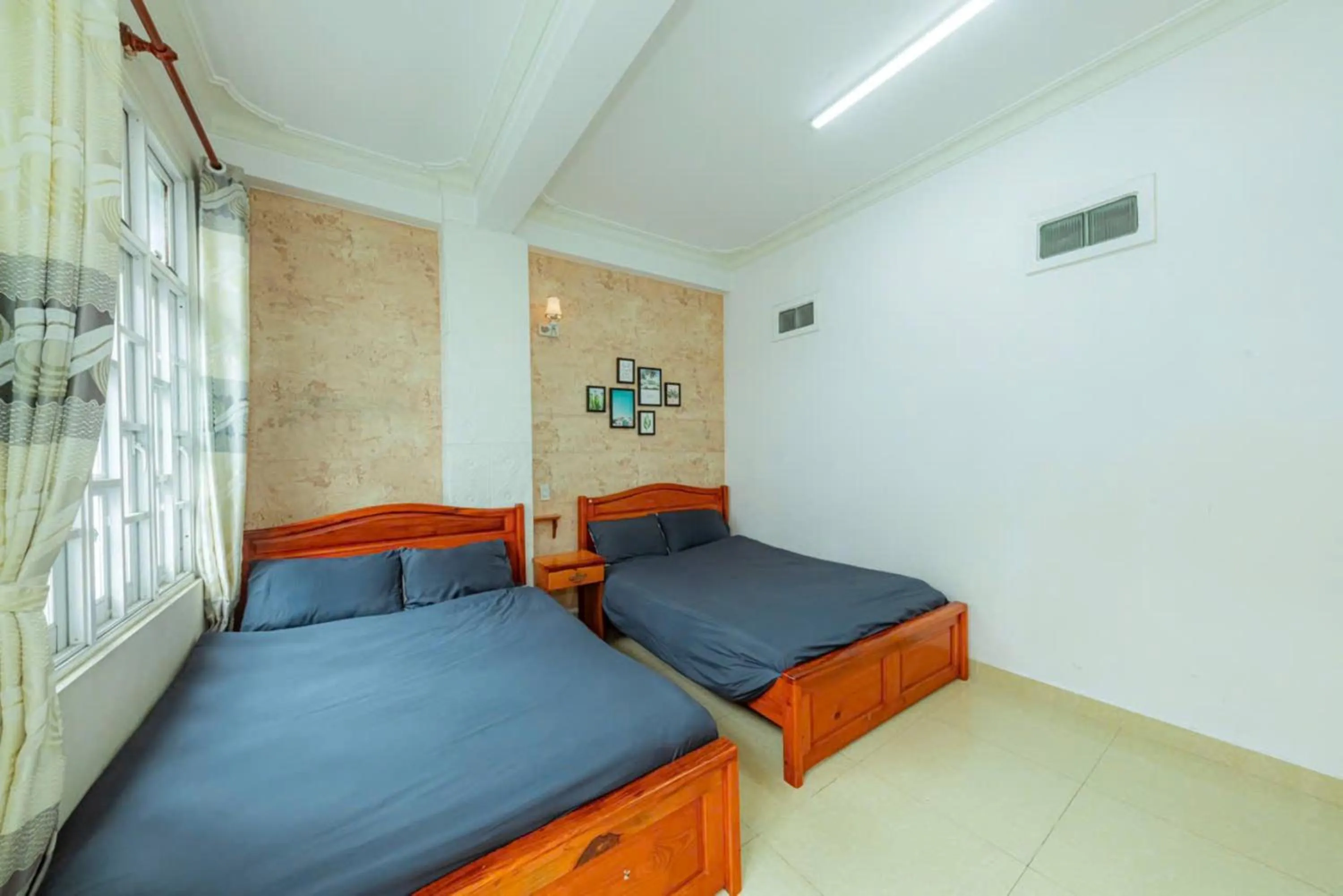 Bedroom, Bed in Reverie Hotel