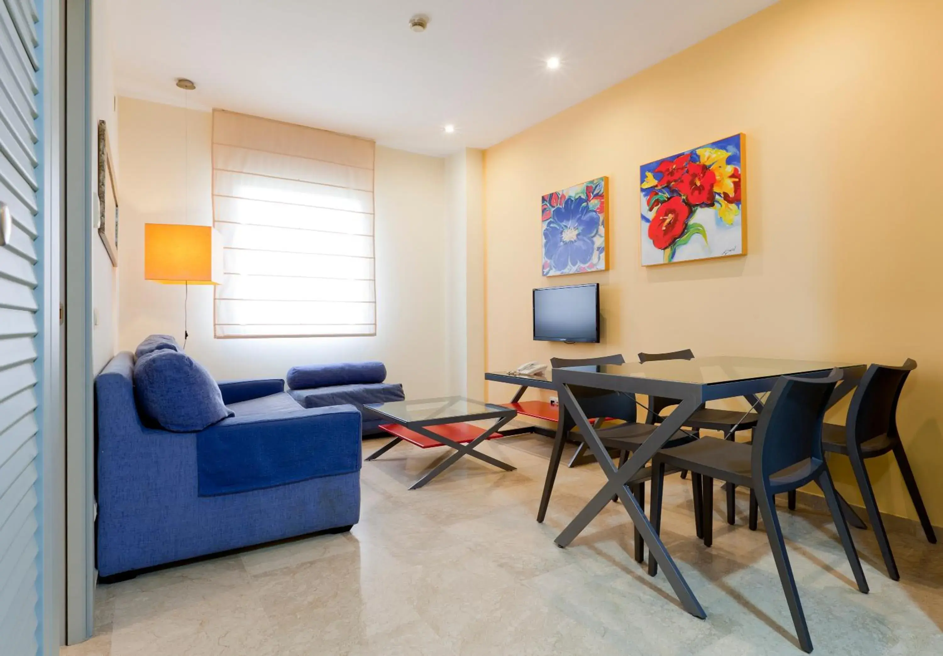 One-Bedroom Apartment (2 Adults) in Apartamentos Vértice Sevilla Aljarafe One-Bedroom Apartment (2 Adults) in Apartamentos Vértice Sevilla Aljarafe