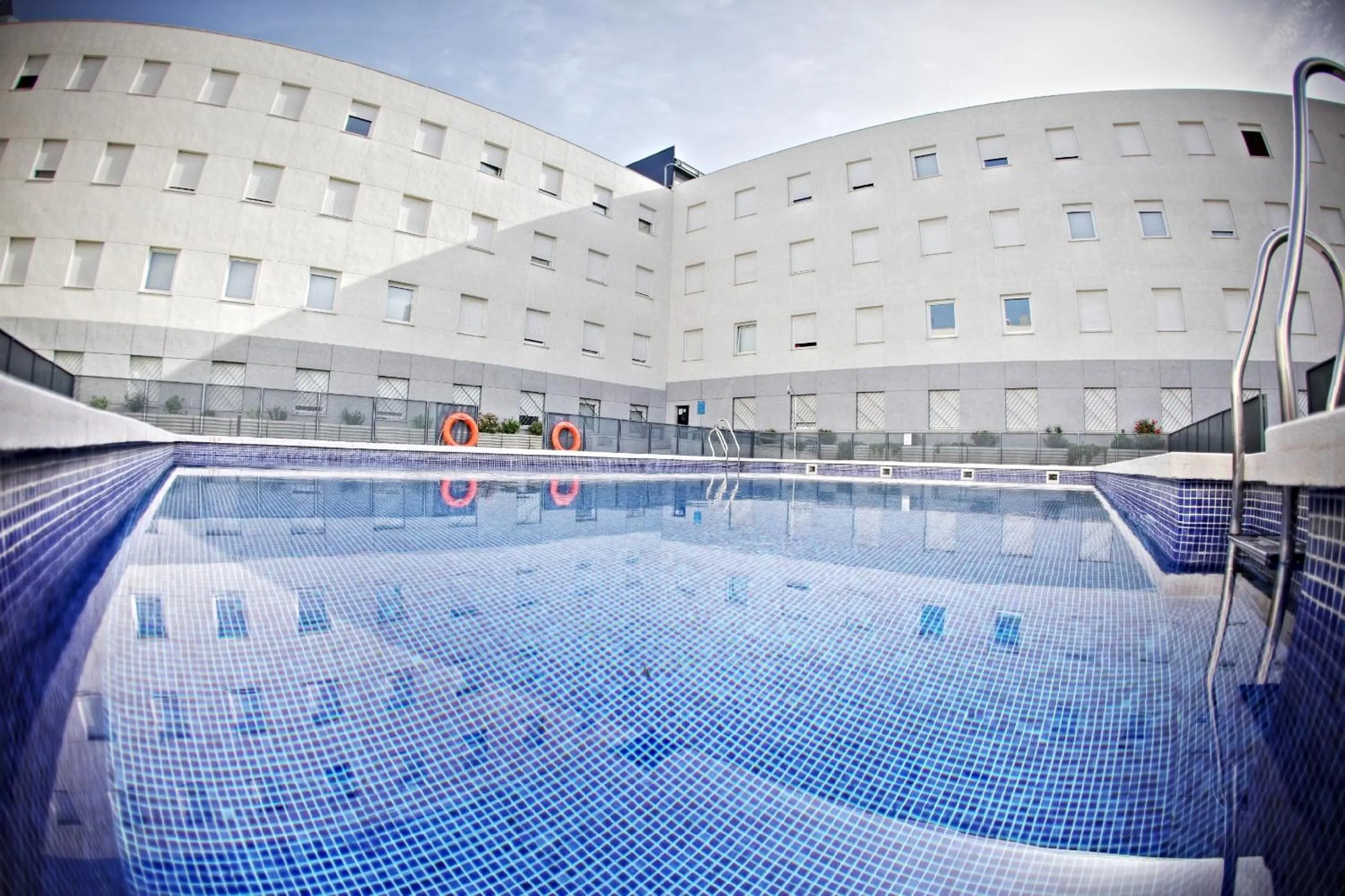 Swimming pool in Apartamentos Vértice Sevilla Aljarafe