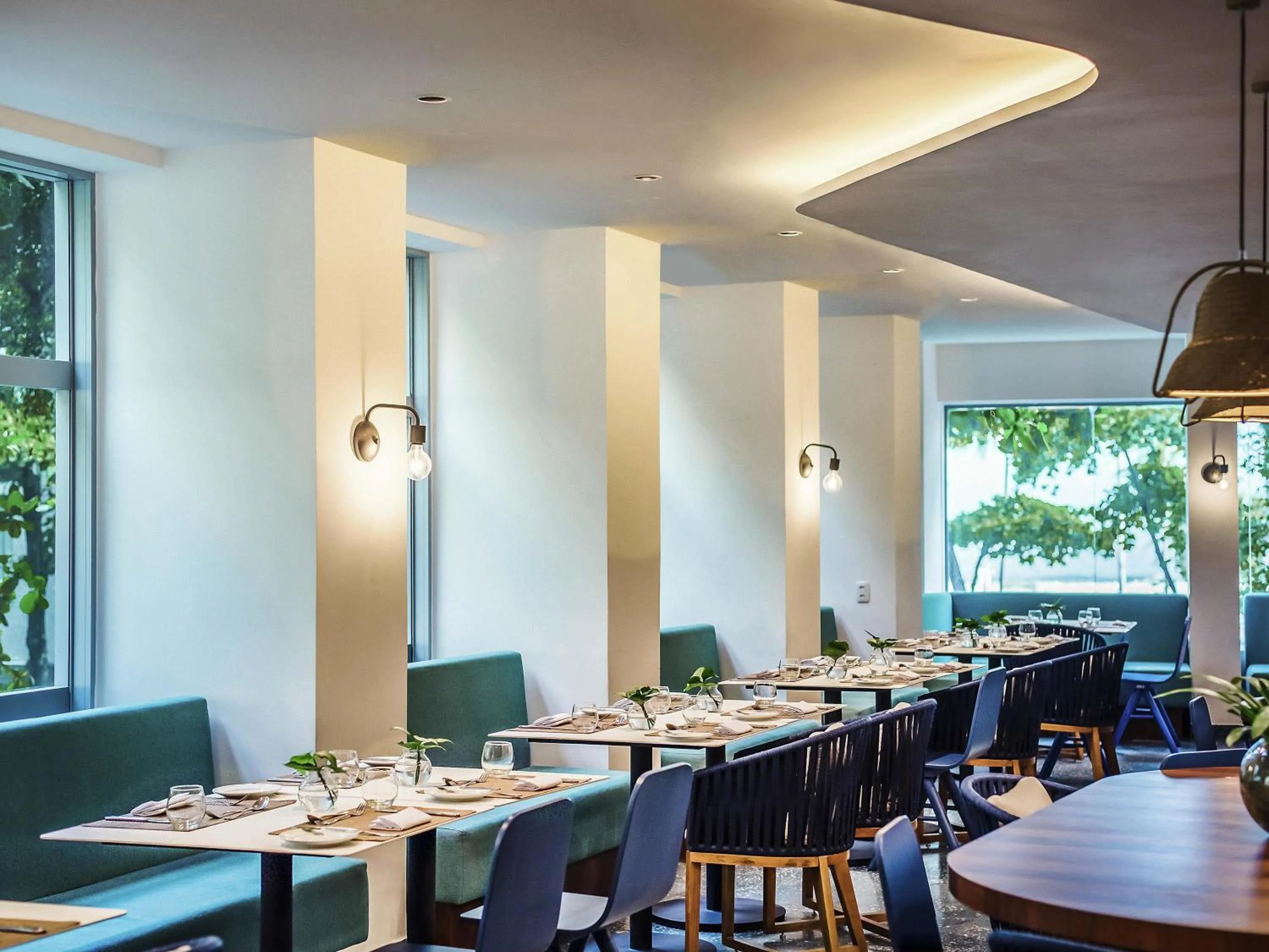 Restaurant/places to eat in Novotel Rio de Janeiro Leme