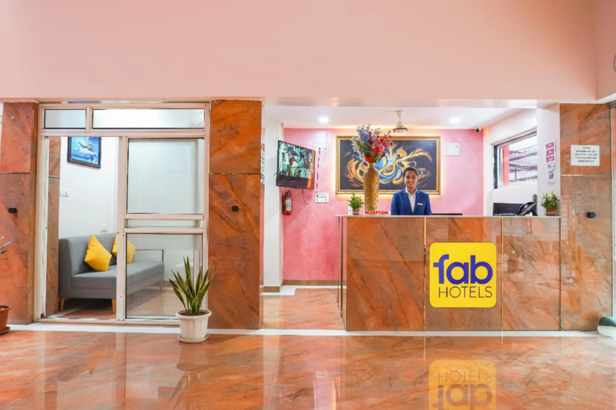 Lobby or reception in FabHotel Rachana Residency - Nr Shivaji Nagar Metro Station and Railway Station