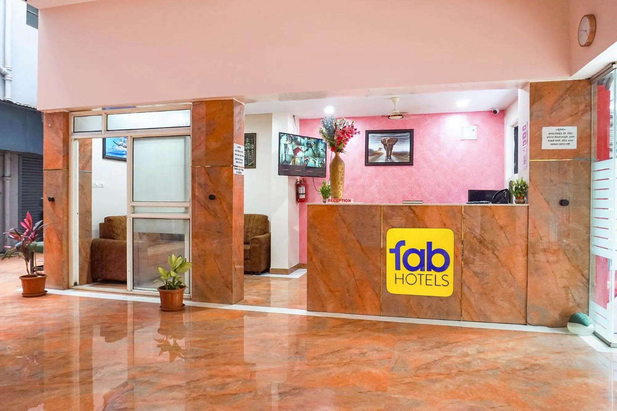 Lobby or reception in FabHotel Rachana Residency - Nr Shivaji Nagar Metro Station and Railway Station