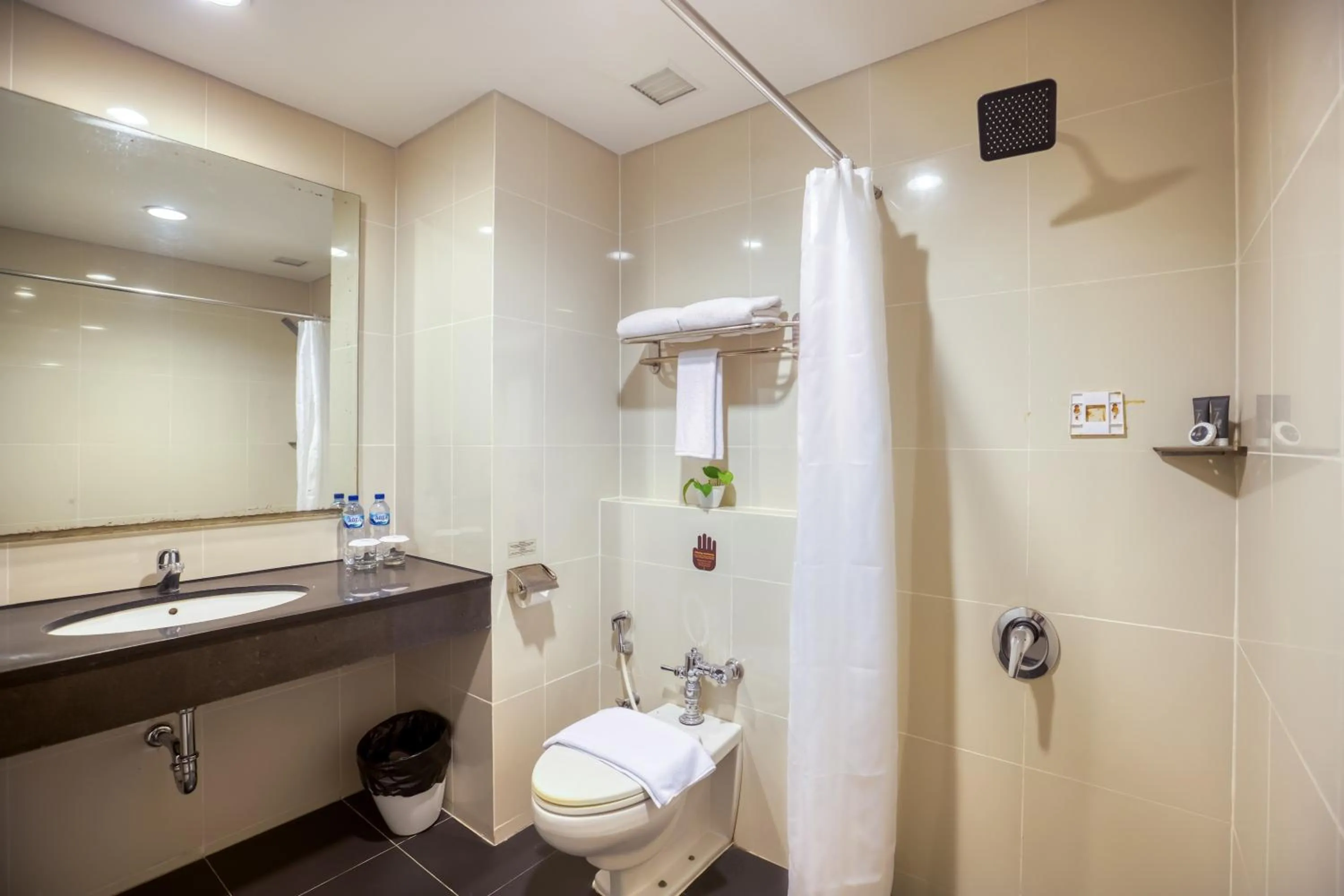 Shower in Horison Ultima Bandara Balikpapan
